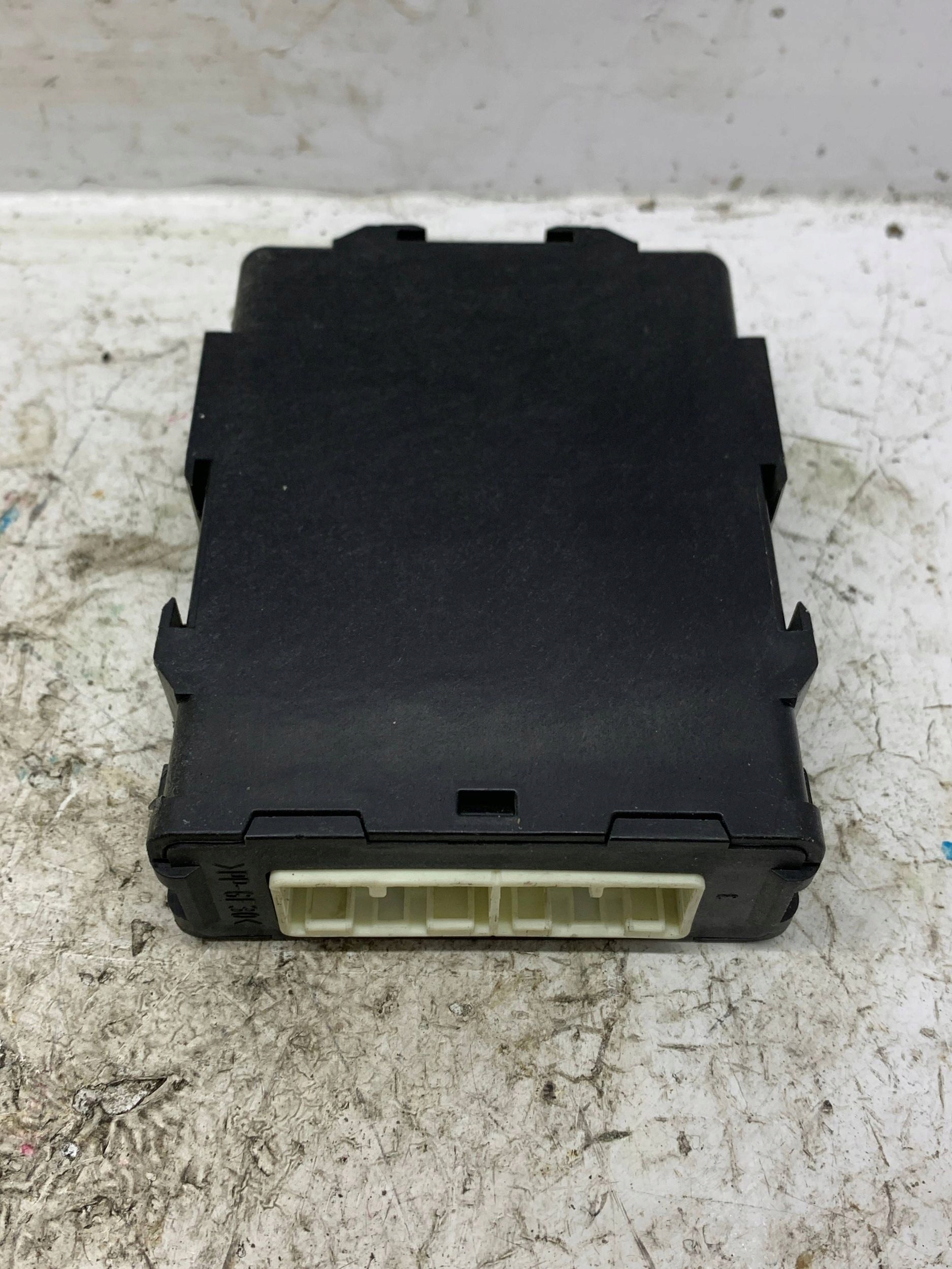 module control unit gearboxes 89535-75010 TOYOTA PRIUS III (2009-2015)1.8 HYBRYDA