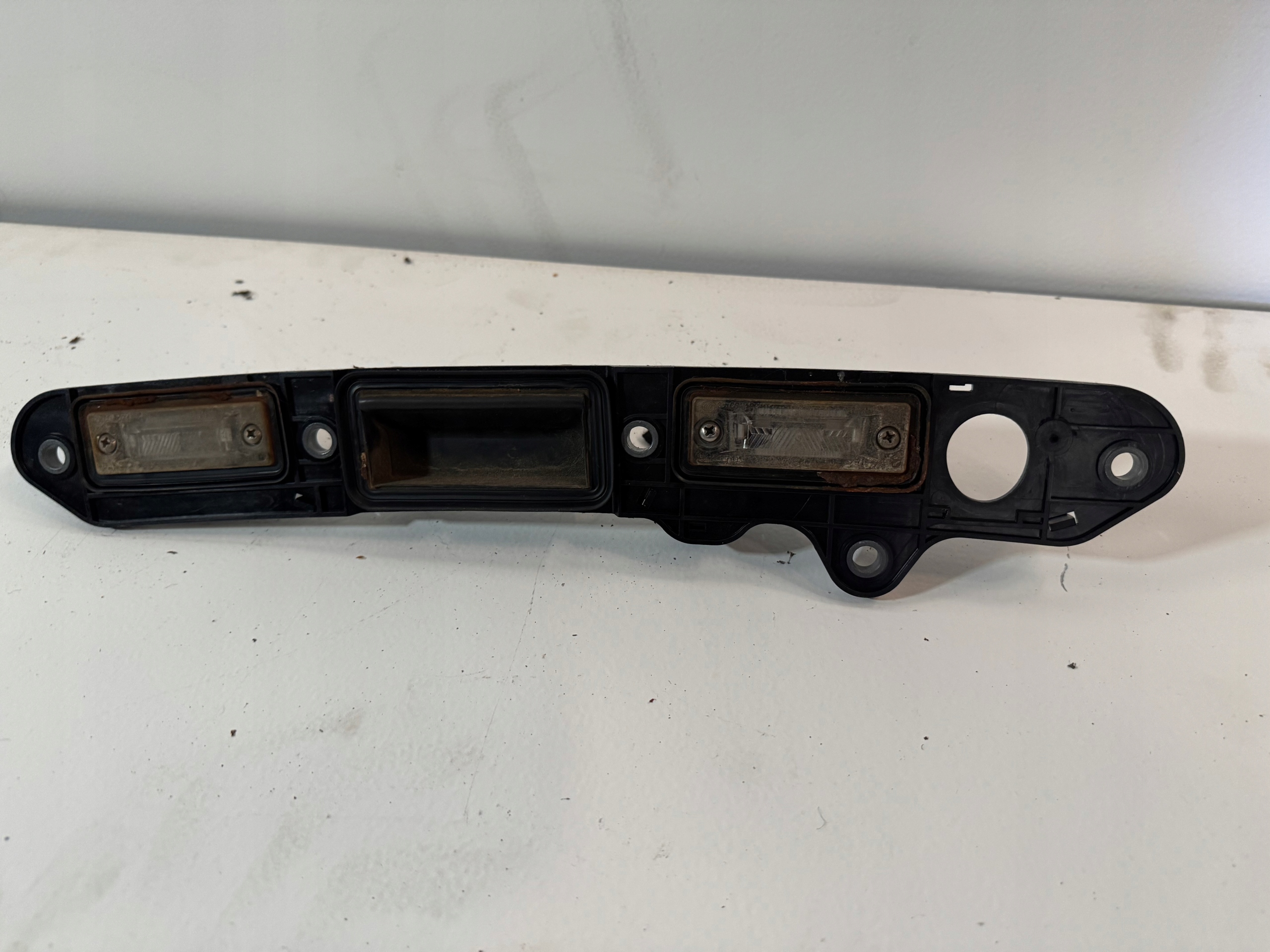 VW TOURAN and PASSAT B6 GOLF V plus cap moulding bonnet MIKROSTYK