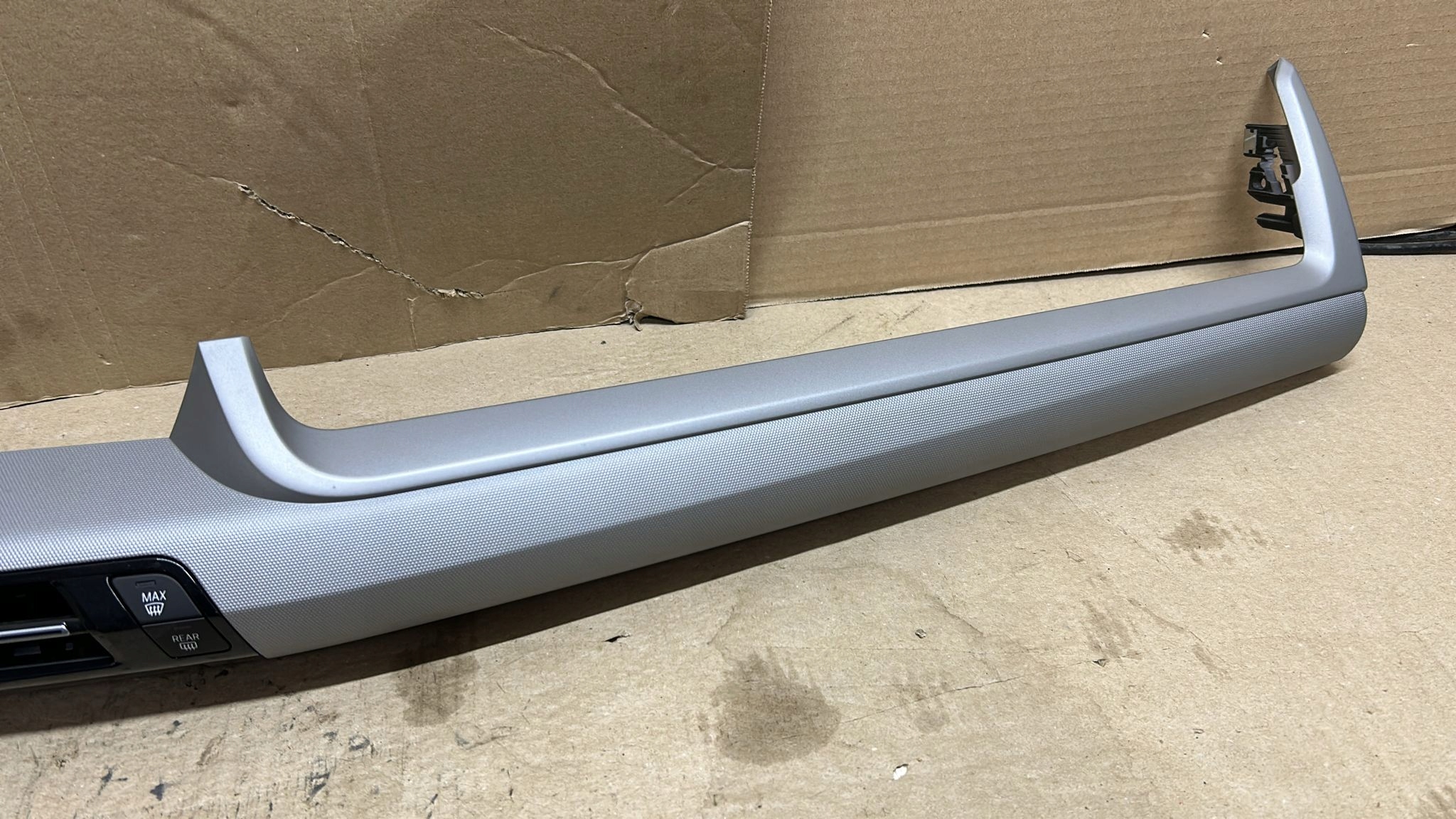 DEKOR consoles BMW 2 U06 X1 U11