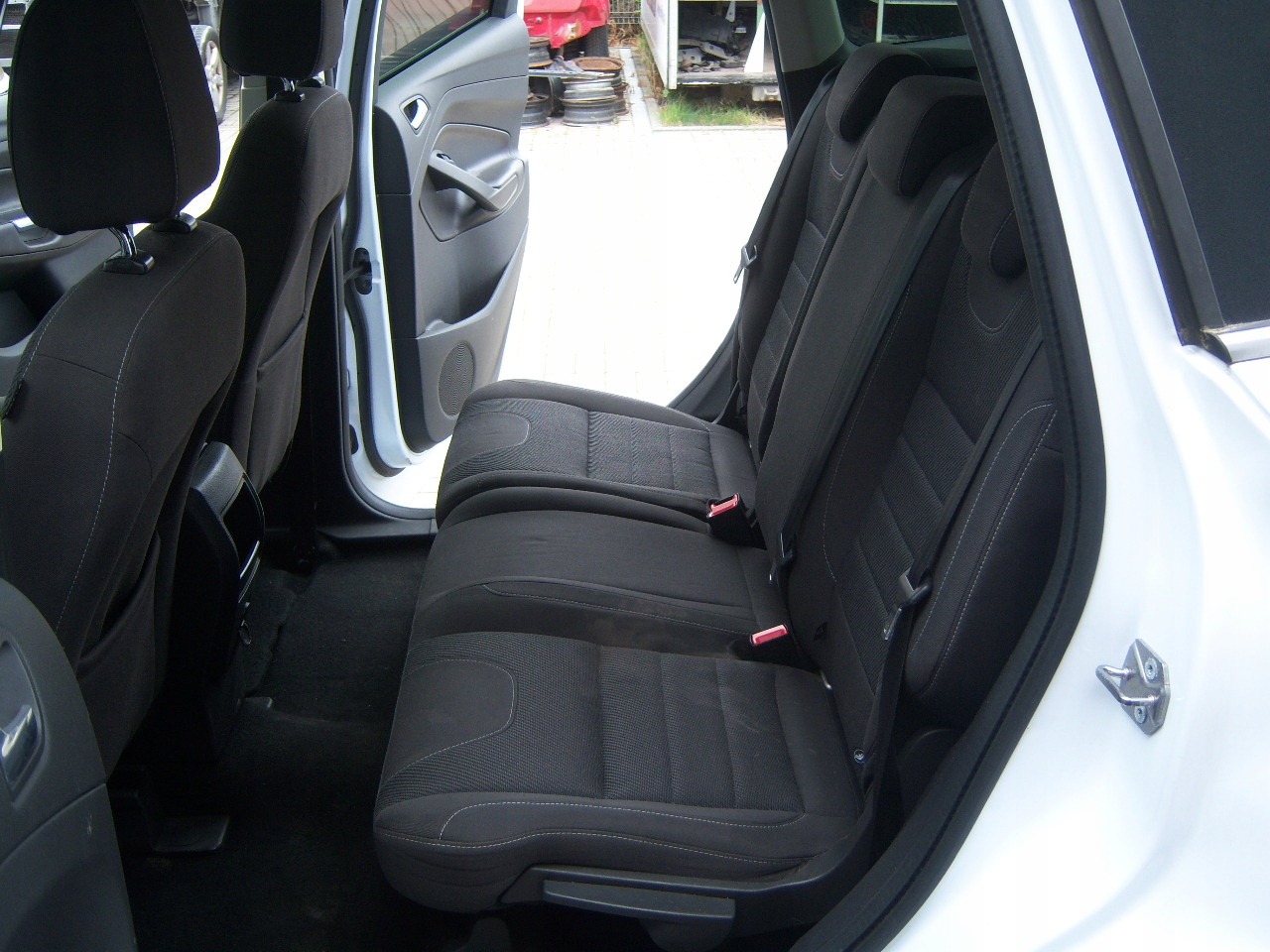 KUGA MK2 кресла комплект