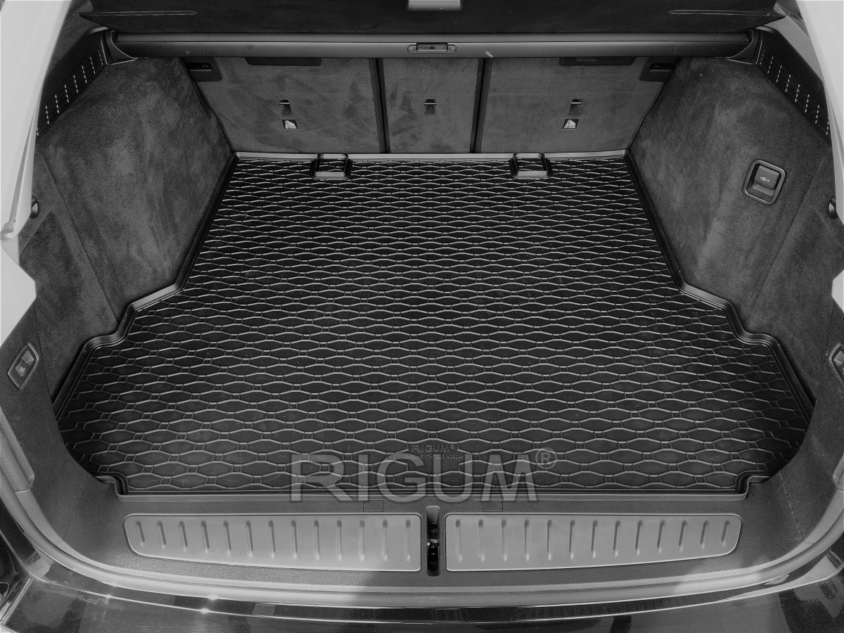 BMW s5 G31 Kombi 2017- Dywanik wkład do bagażnika Stan opakowania oryginalne