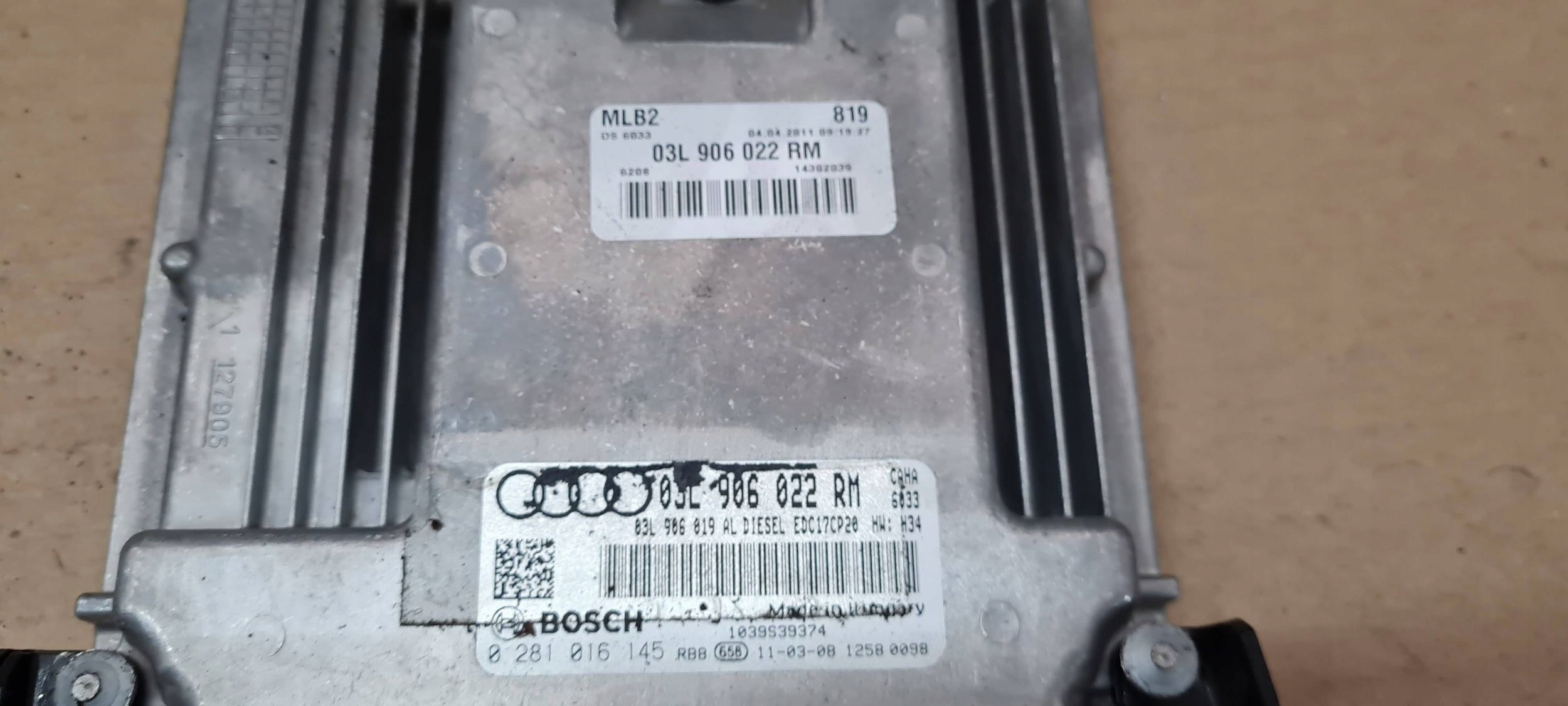 A5 8T computer control unit of the engine ECU 2.0 TDI 03L906022RM A4 B8