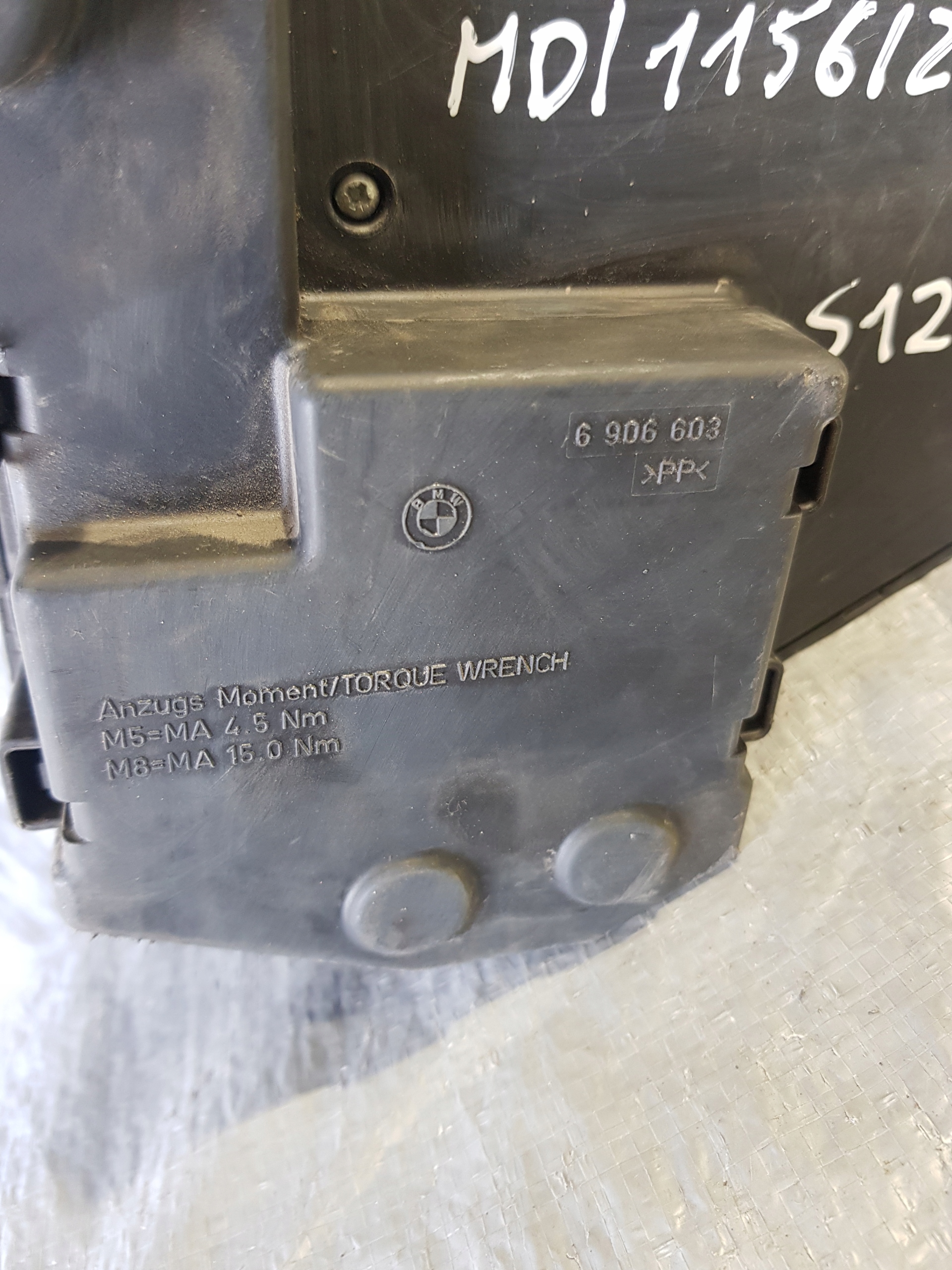 Module fusibles BMW E60 6906603