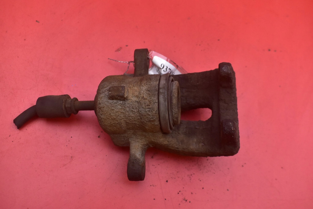 caliper brake right rear part BMW E87 1.6 and 115 KM 04-07