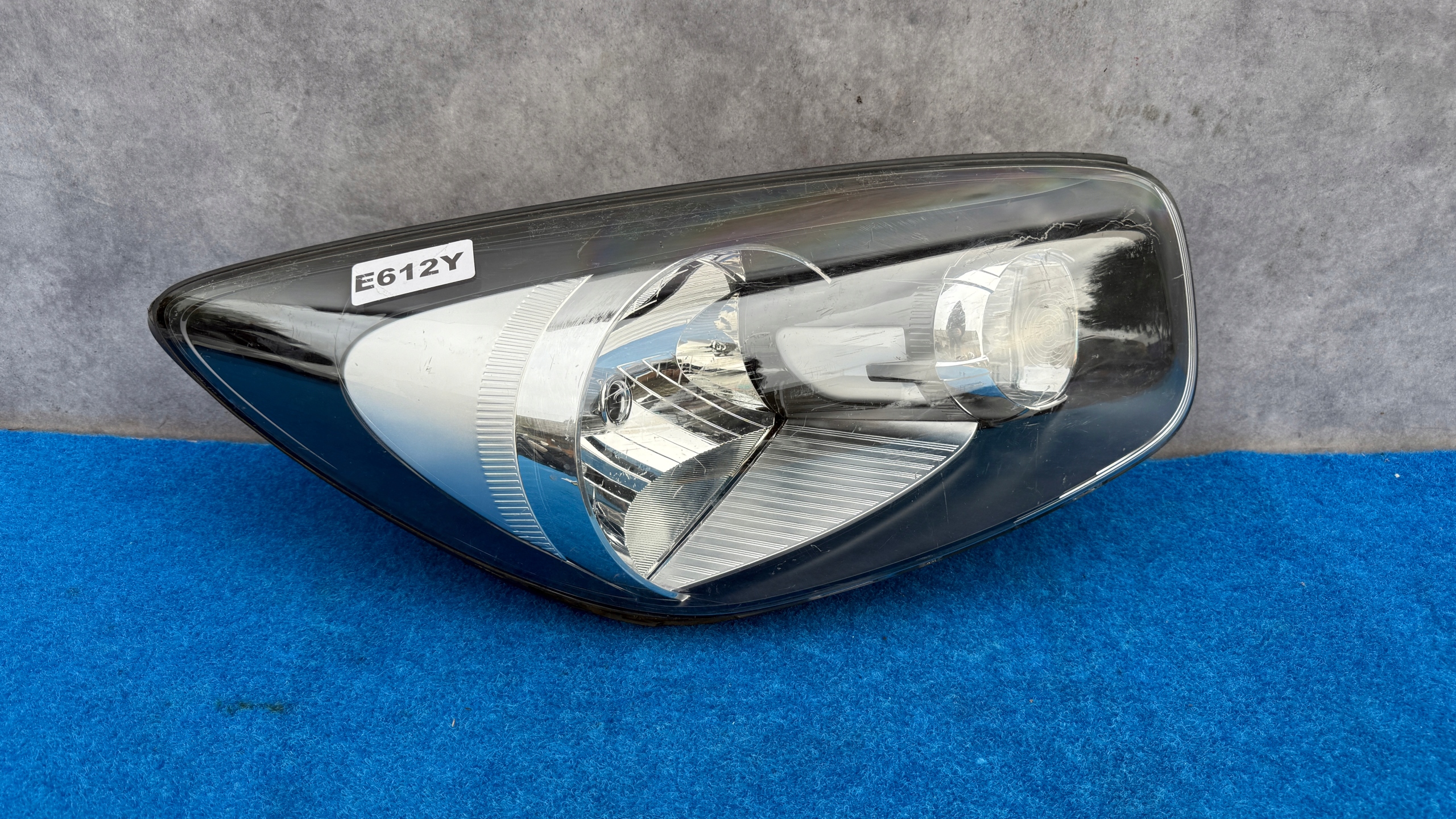 KIA PICANTO 2 II 11-16 ROK PRAWA LAMPA PRZÓD REFLEKTOR 92102-1Y0 E612Y