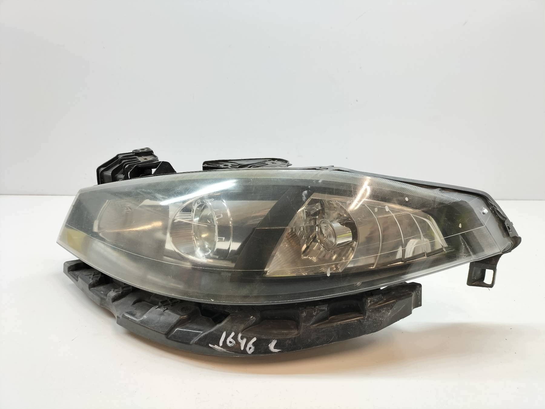 light front left XENON EUROPA 7701476385 Renault Laguna II (2000-2007)