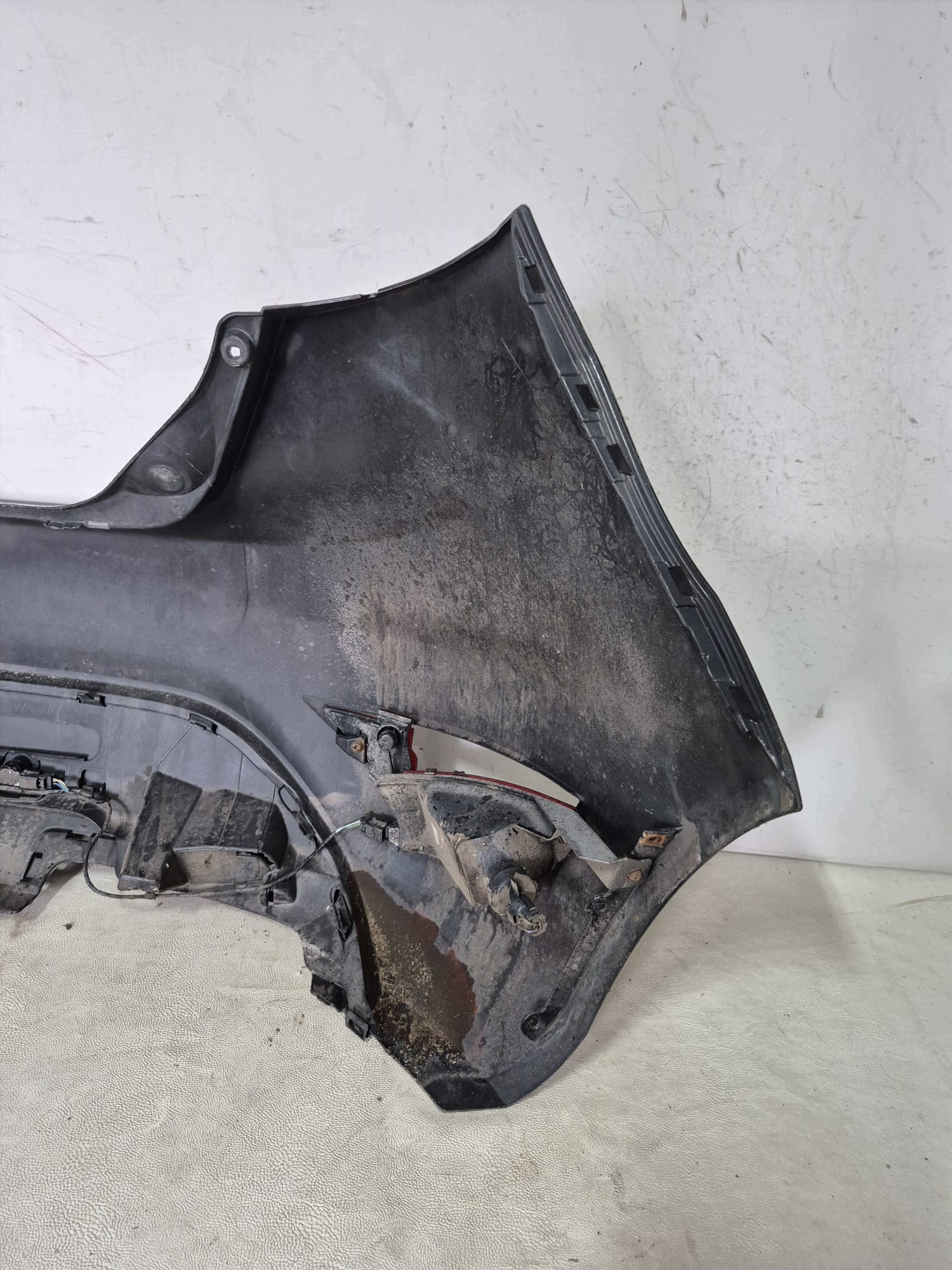 FORD FIESTA MK7 08- bumper rear part rear 4XPDC 8A61-17906-A