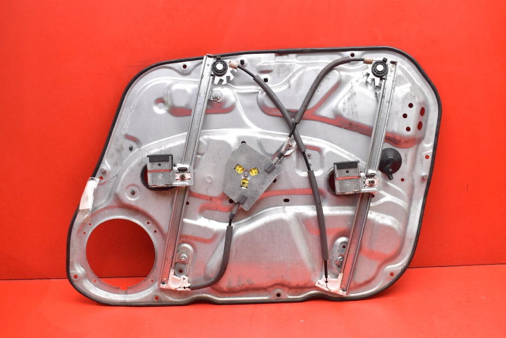 window regulator left front EU HYUNDAI I30 1 and FD 5D HB 07-10