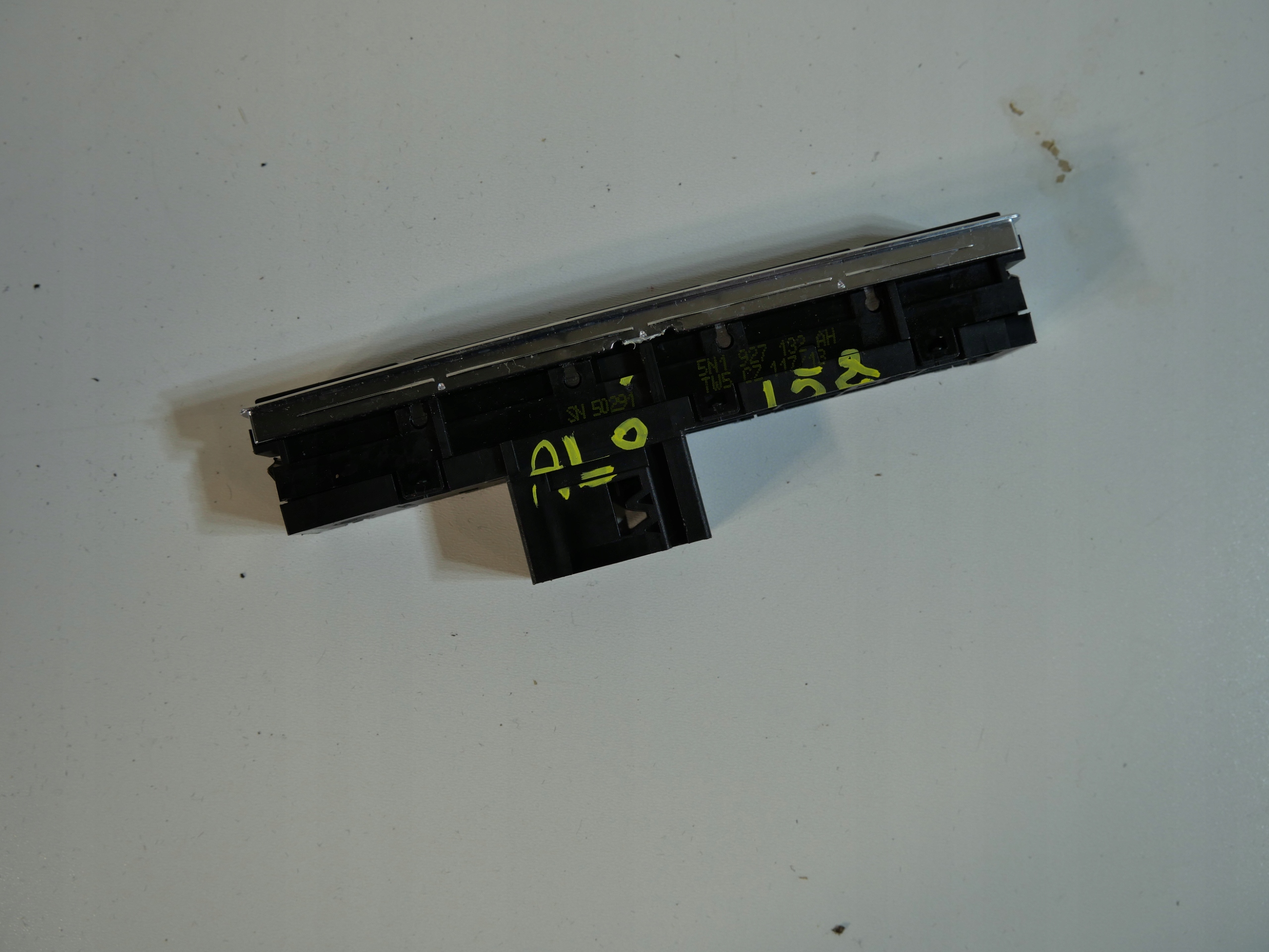 control panel VW TIGUAN 5N1927132AH