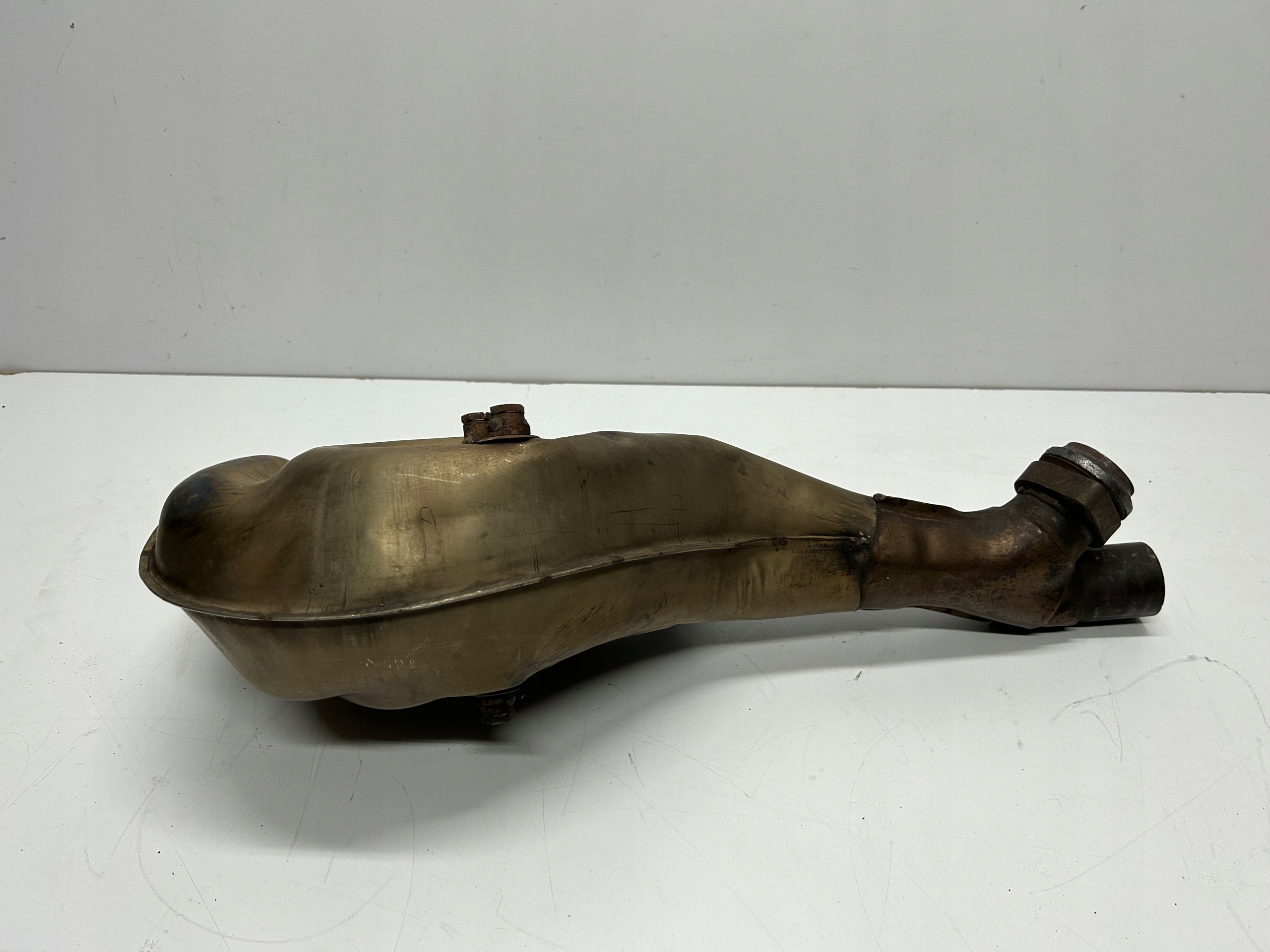 Korektor exhaust right Ferrari F355 em129r01