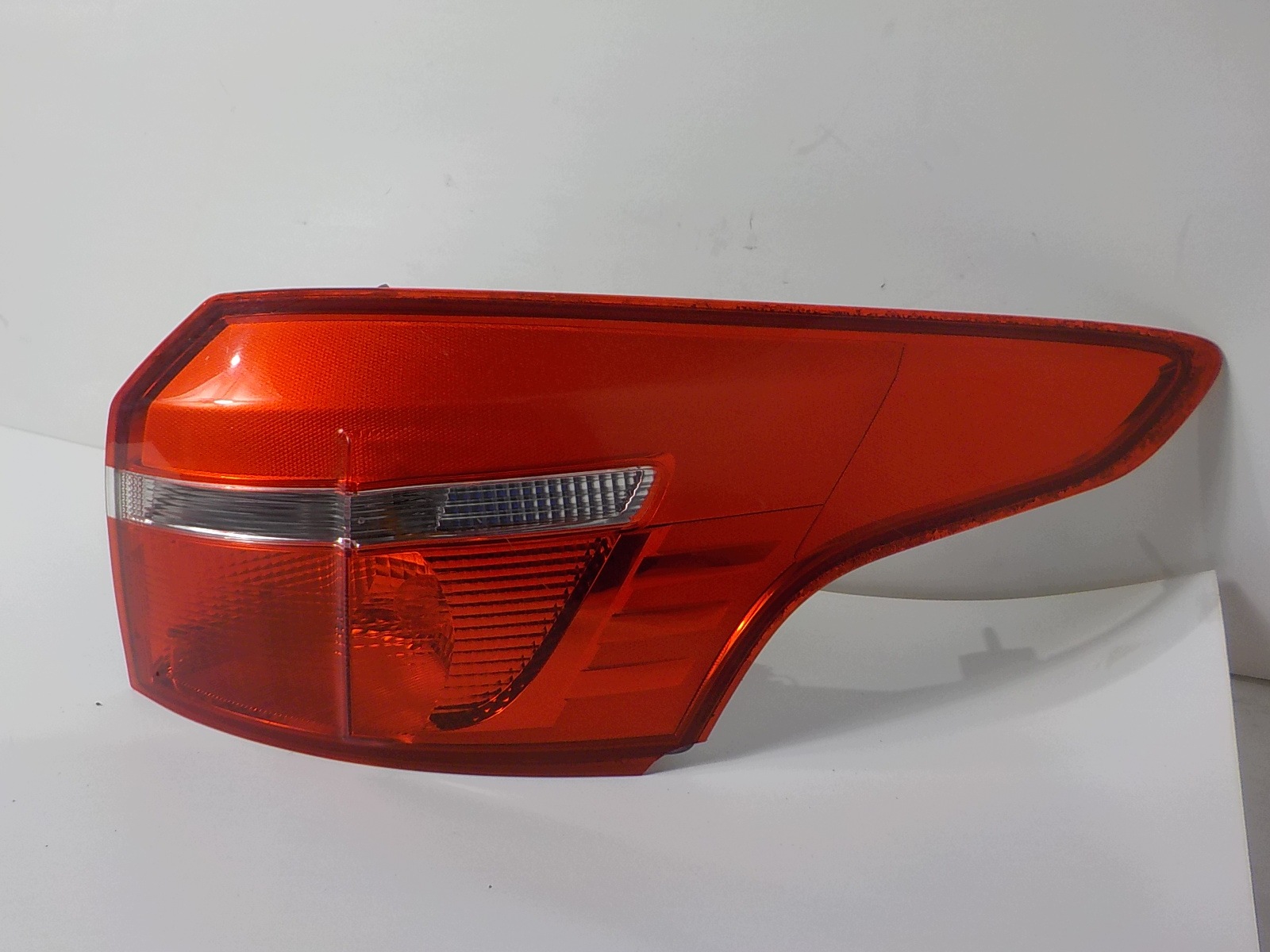 FORD FOCUS III MK3 LIFT KOMBI light right rear part rear
