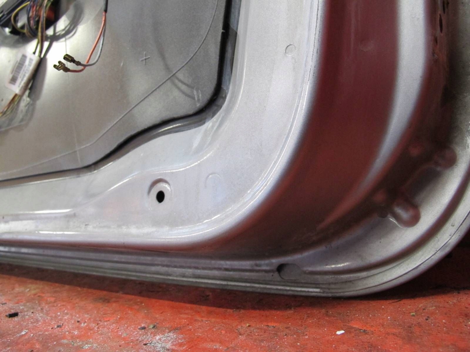 PEUGEOT 307 01- door left front front silver EZAC