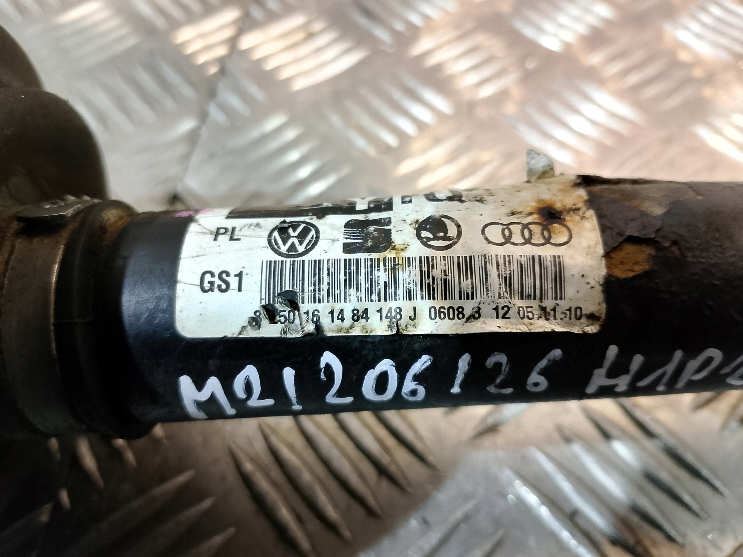 semi-axis front AUDI A4 B8 2.0 TDI 143 KM 8K0407271Q