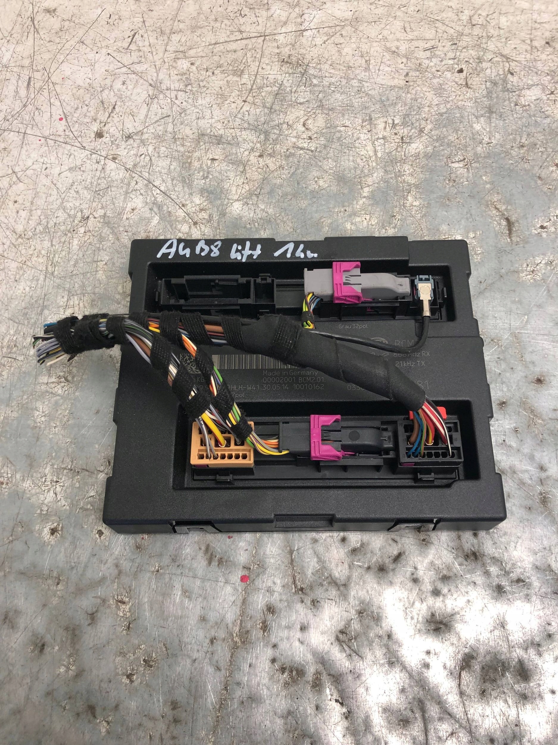 Unité commande confort AUDI A4 B8 LIFT 8K0907064JD
