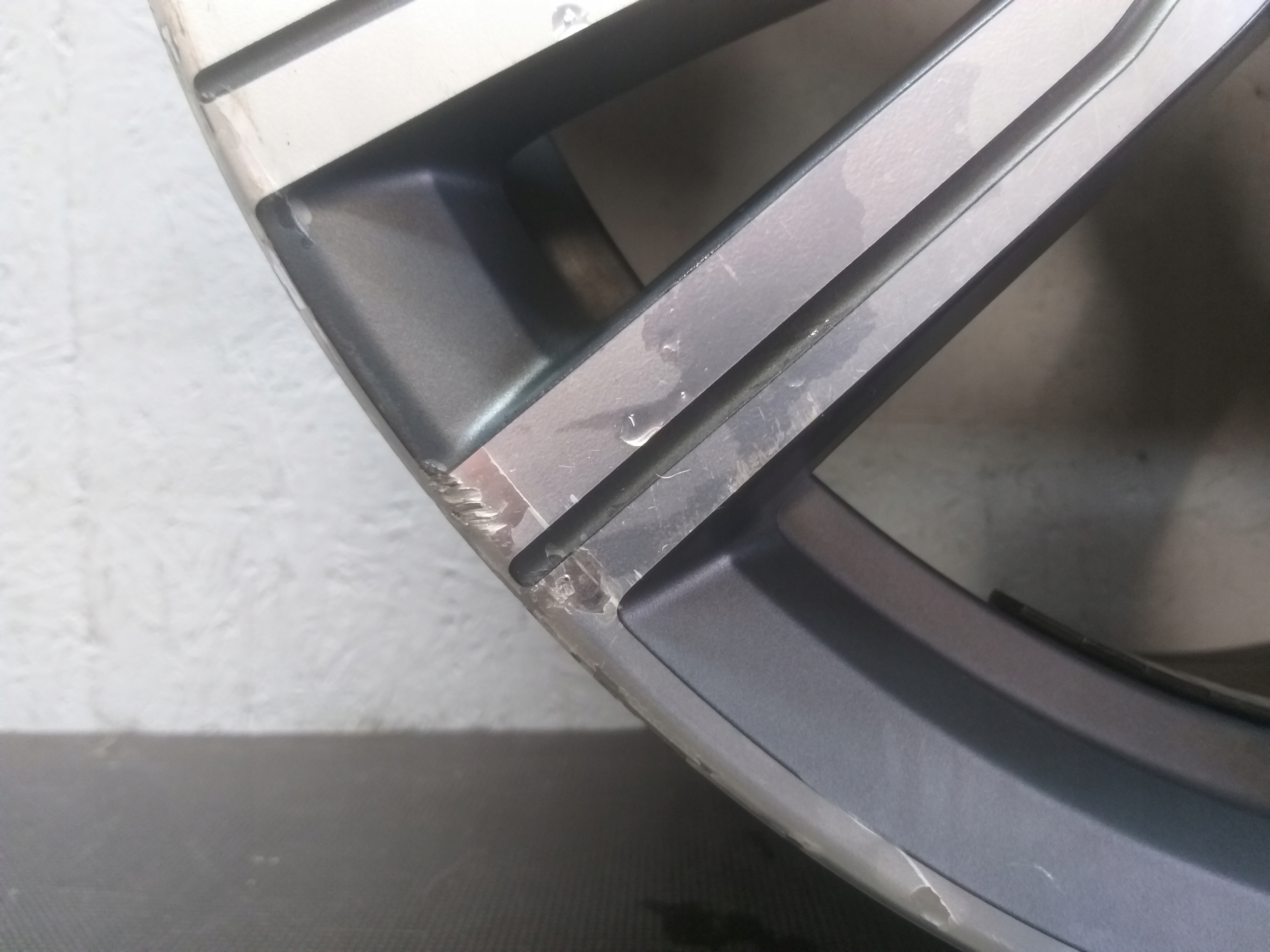 disk hliníkový BMW 8J 19" ET27 5X112 8089869