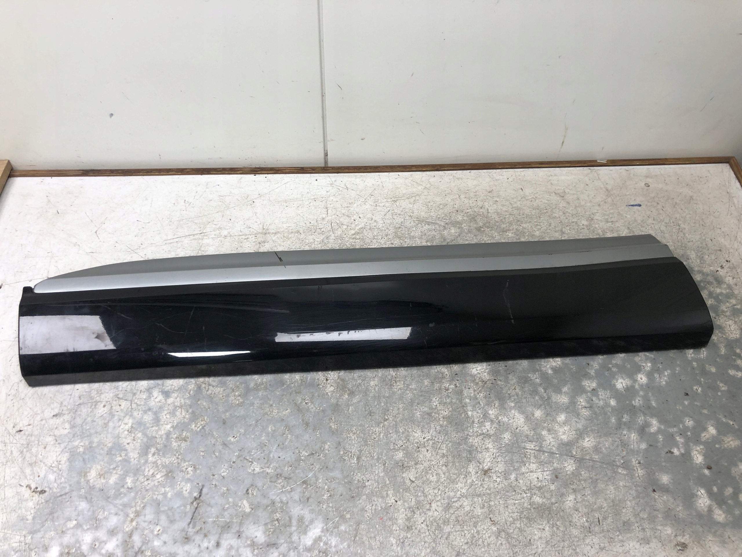 moulding door left front AUDI Q7 4M 4M0853959B