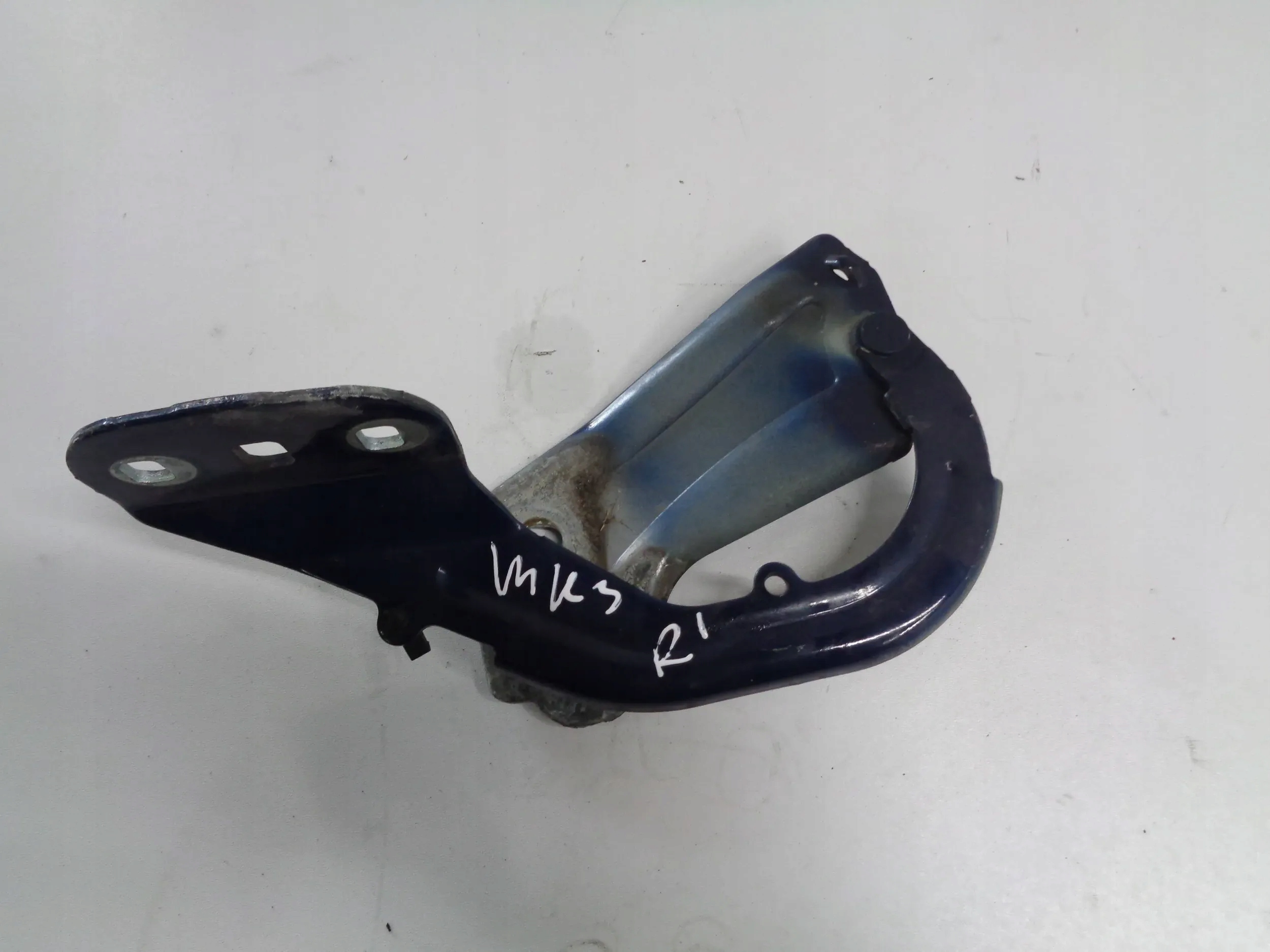 FORD FOCUS MK3 III 10-19 hinge bonnets right BM51A16800AD