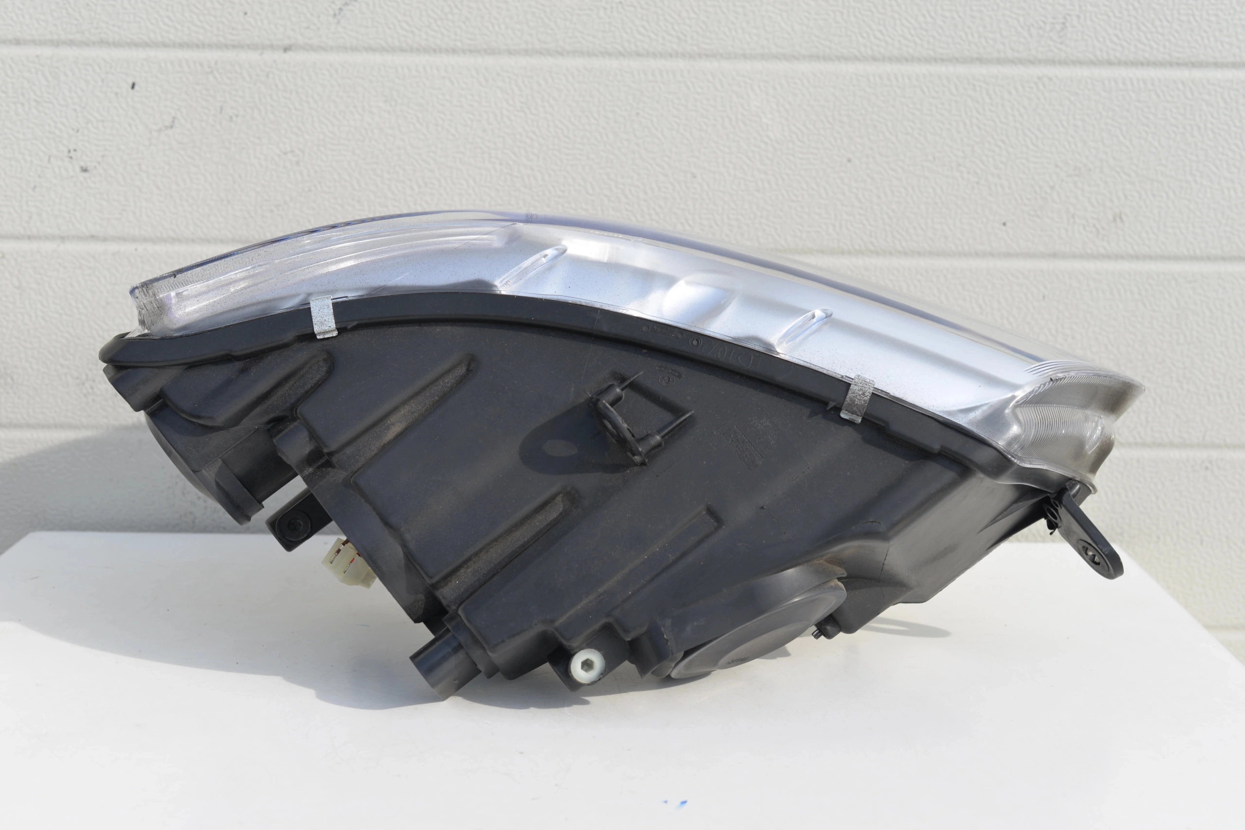 LAMPA REFLEKTOR LEWY H7 SKODA SUPERB 2 II PRZEDLIFT 2008-2012 Wersja Europejska