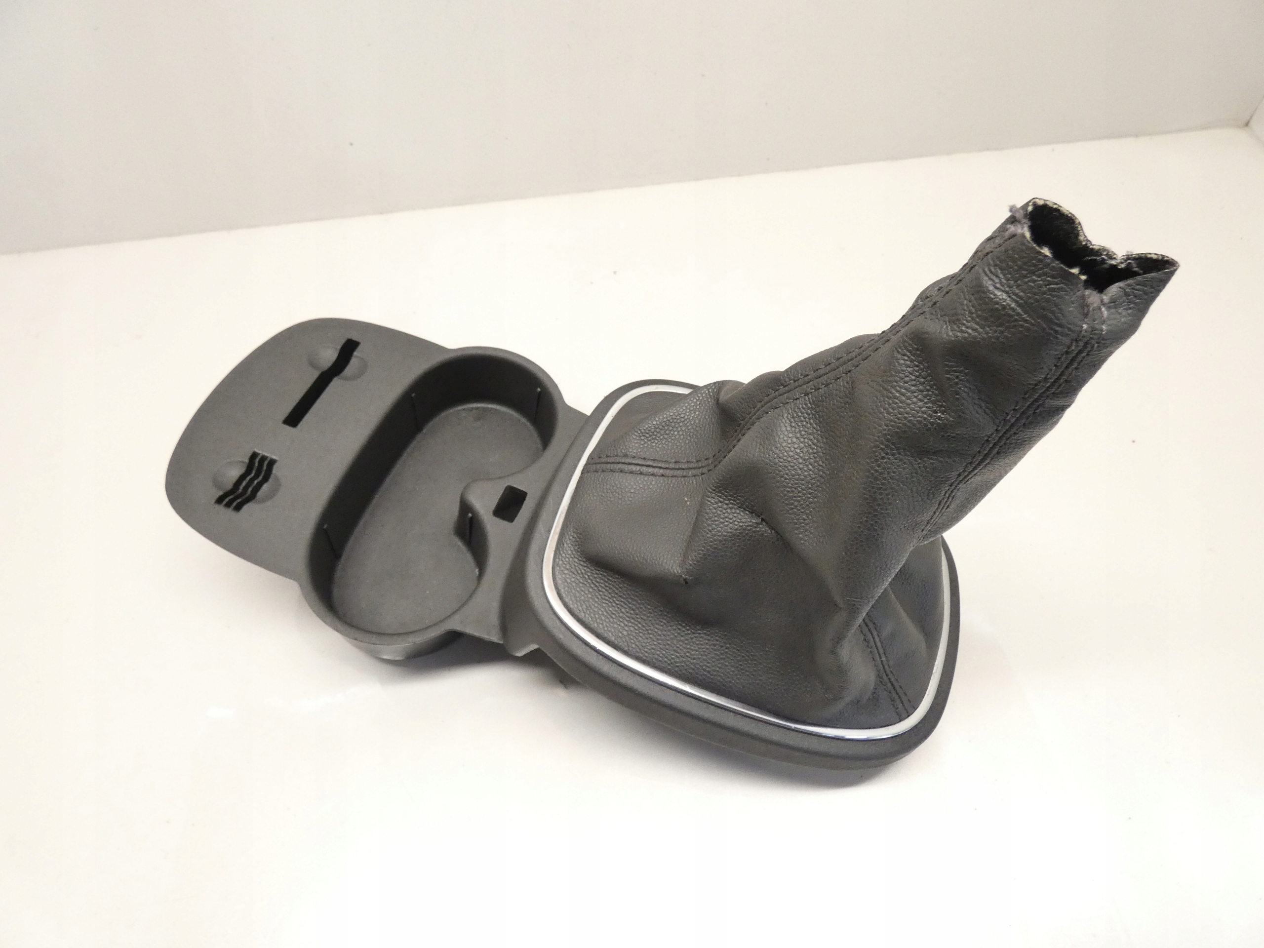 frame sleeve bracket for KUBEK OPEL CORSA D 06-14 13205815