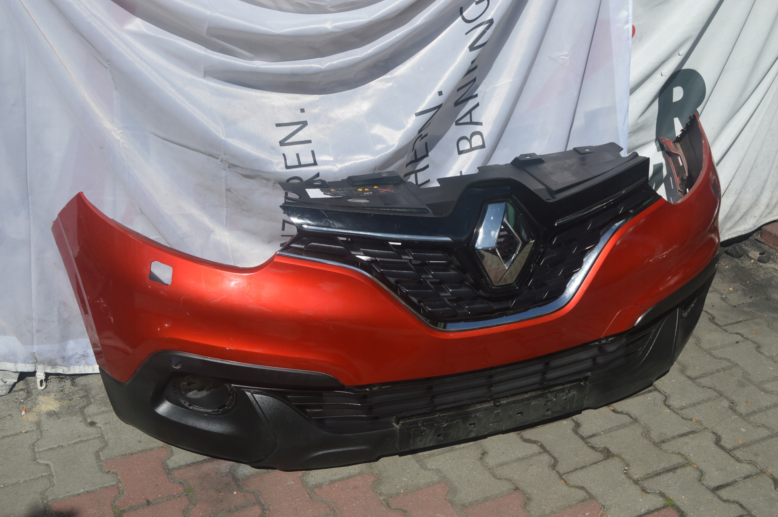 RENAULT KADJAR 2015 - ZDERZAK PRZÓD Numer katalogowy części RENAULT KADJAR 2015 - ZDERZAK PRZÓD