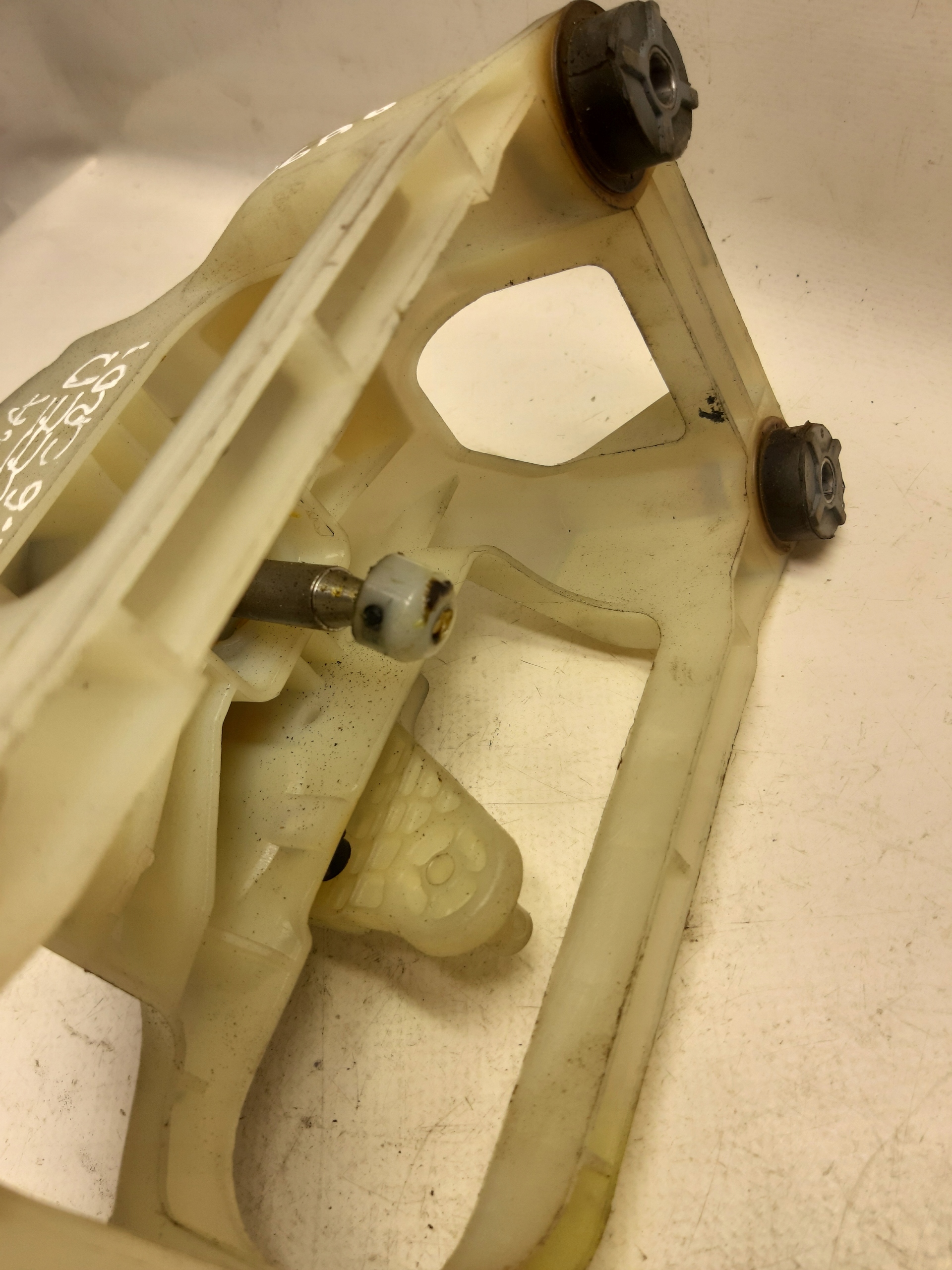Kia CEED gear lever trim changes of the gear