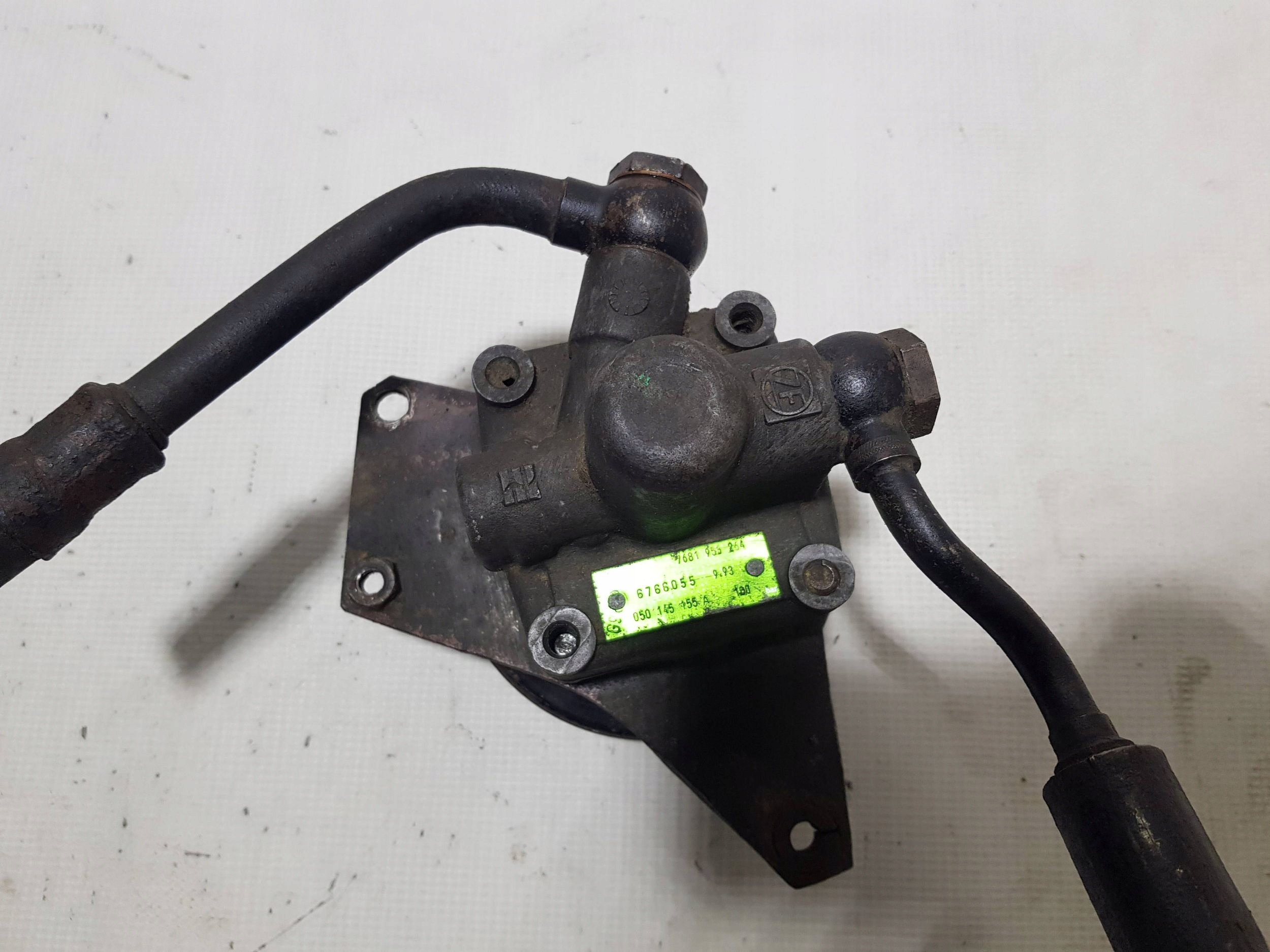 Pompa servosterzo Audi 80 B4 7681 955 186