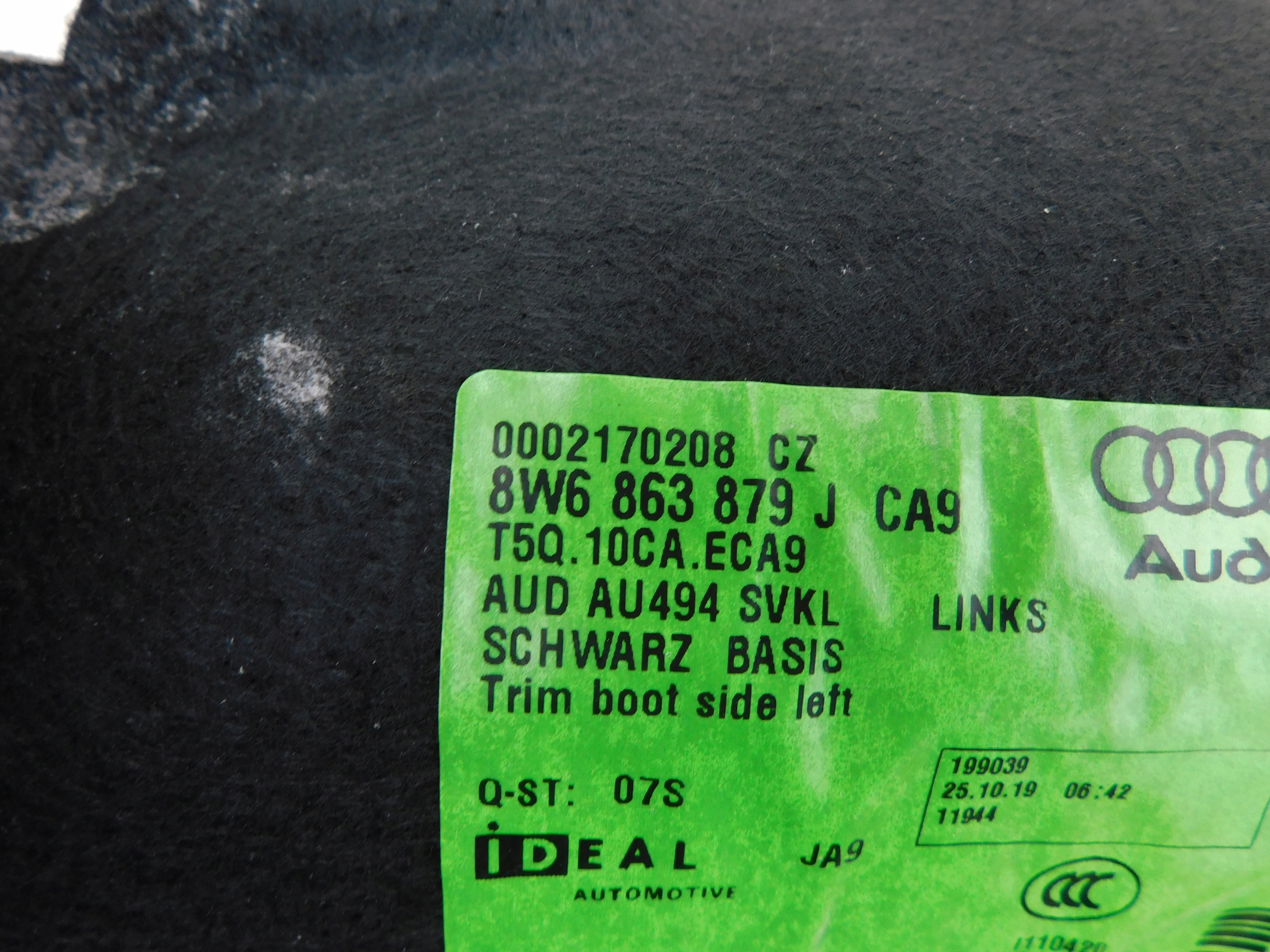 AUDI A5 Coupe upholstery boot left 8W6863879