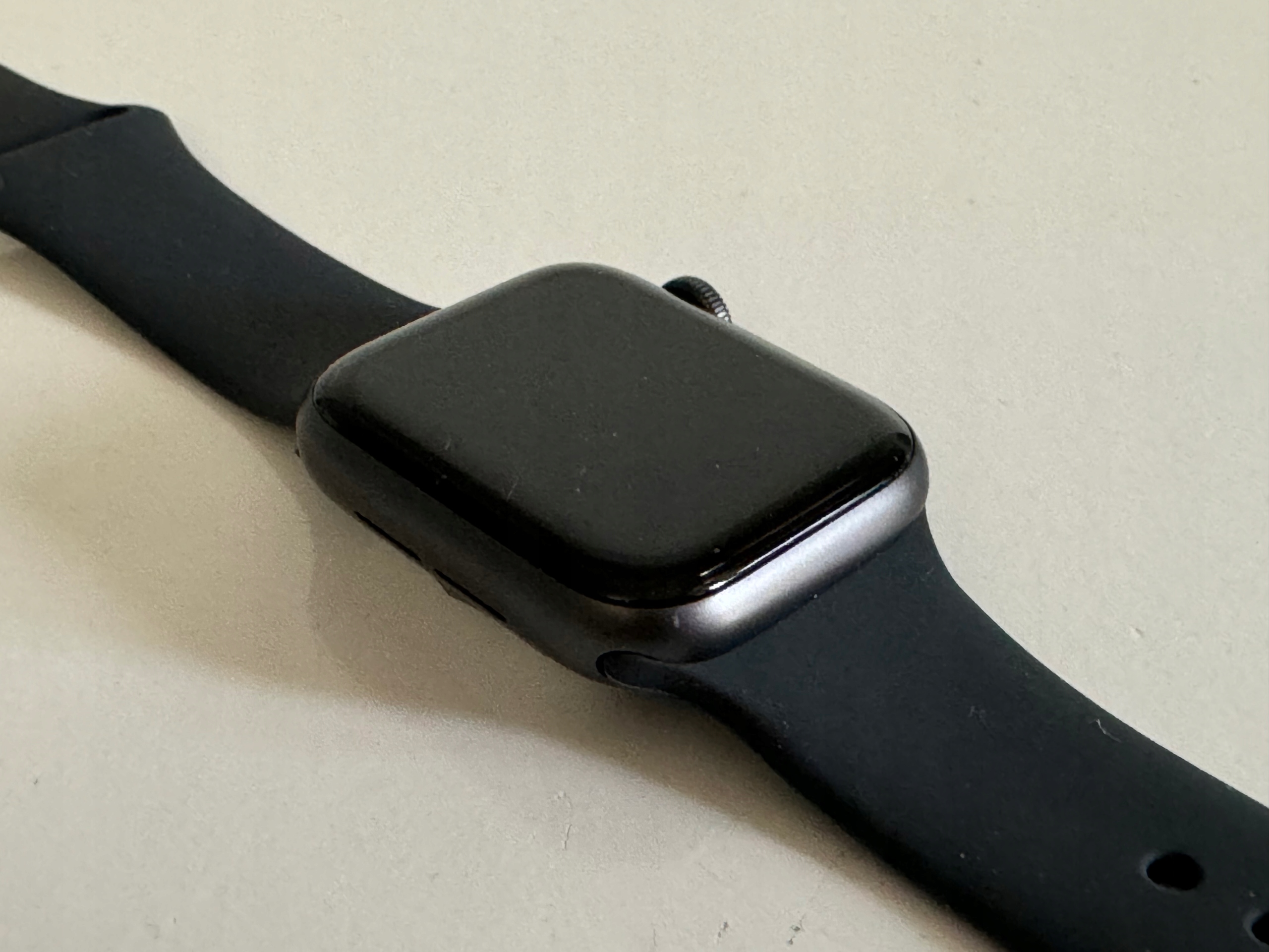 Apple Watch SE 40mm GPS GREY SZARY BEZ BLOKAD Kolor szary