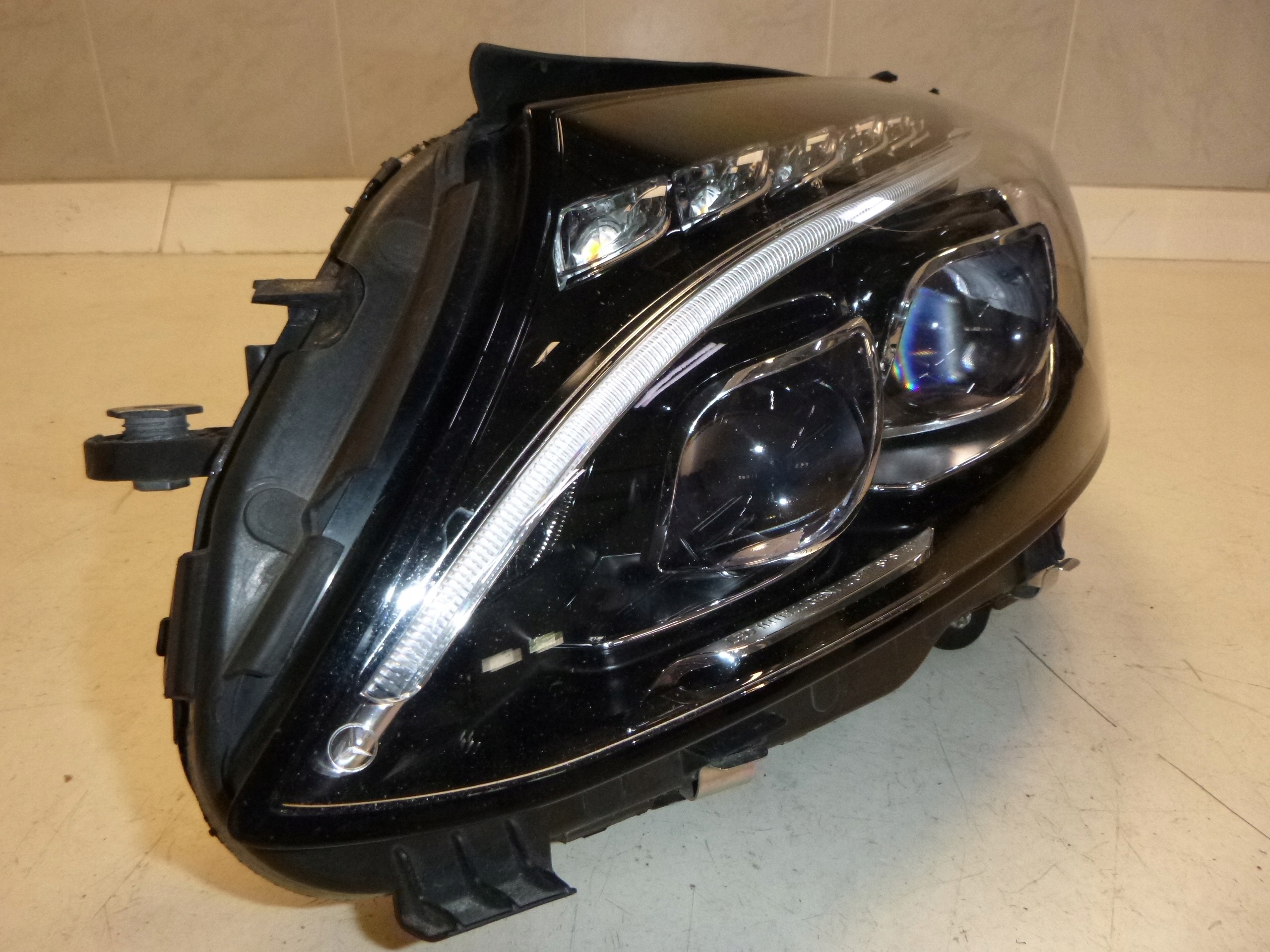 MERCEDES C W205 light left front FULL LED 12 PIN