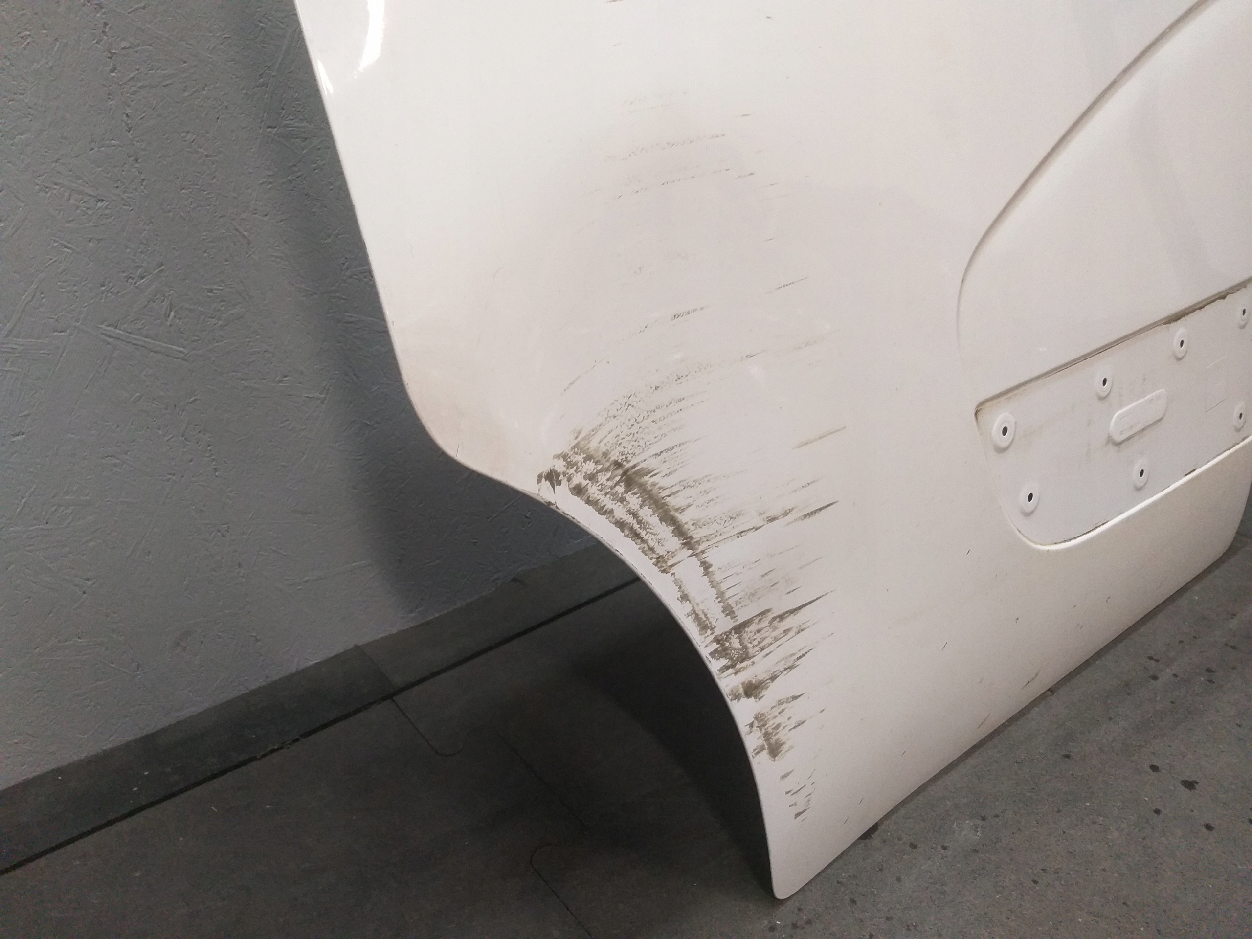 DOOR FRONT LEFT RENAULT MASTER III 3