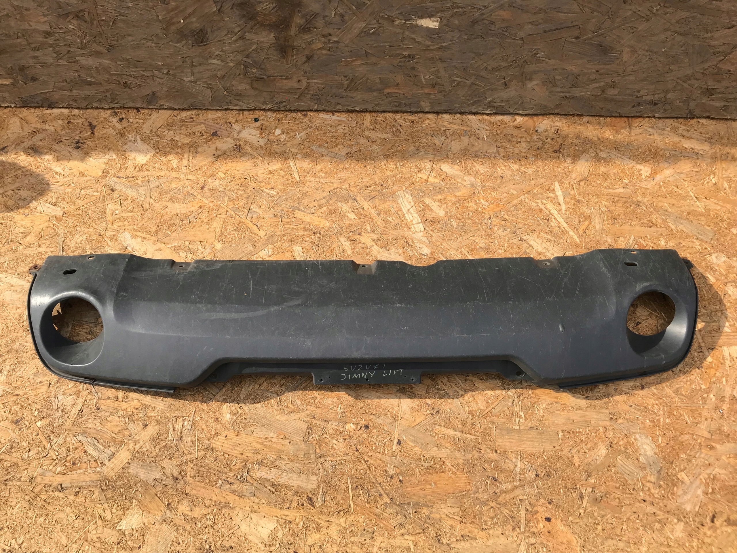 71712-84A20-W07 - СПОЙЛЕР ПЕРЕДНЬОГО БАМПЕРА 71712-84A1 SUZUKI JIMNY