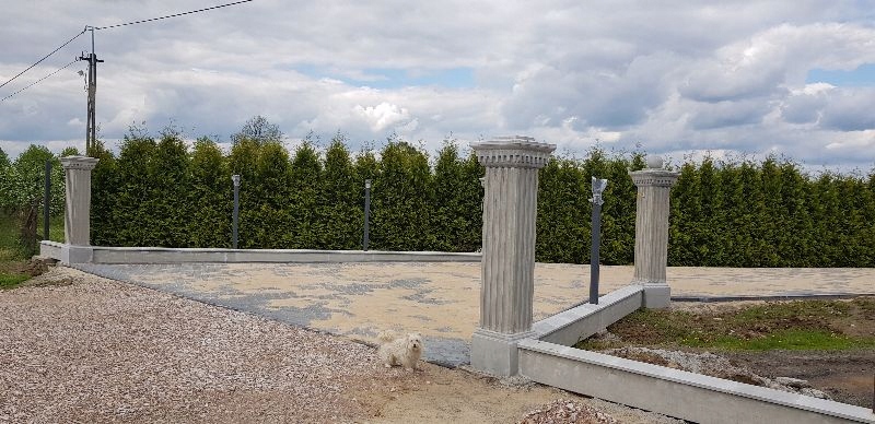 OGRODZENIA DWORKOWE,FREZOWANE,STYLOWE Maksymalna wysokość elementu 250 cm