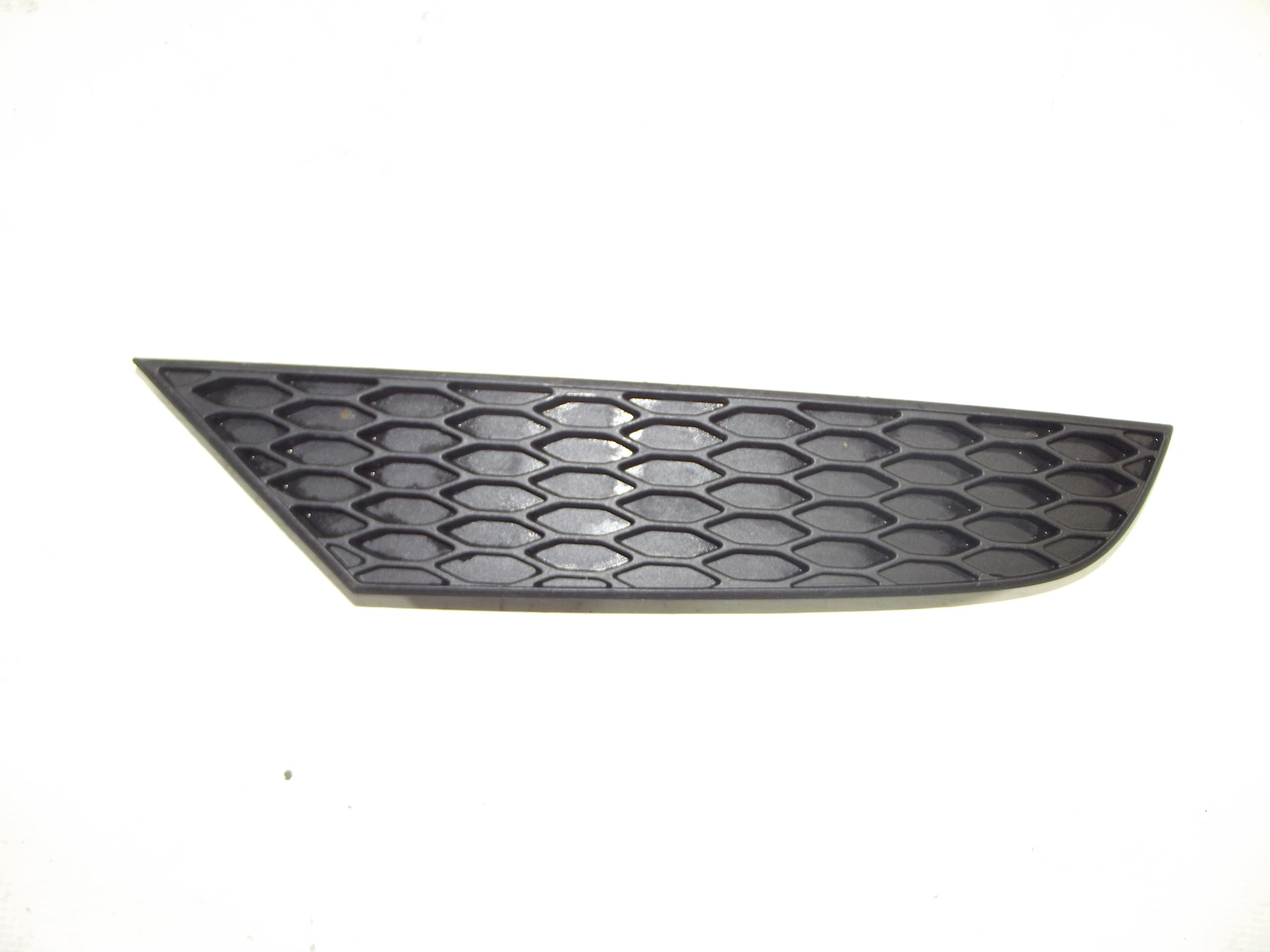 Mercedes Actros grid of a bumper left front A9438851422