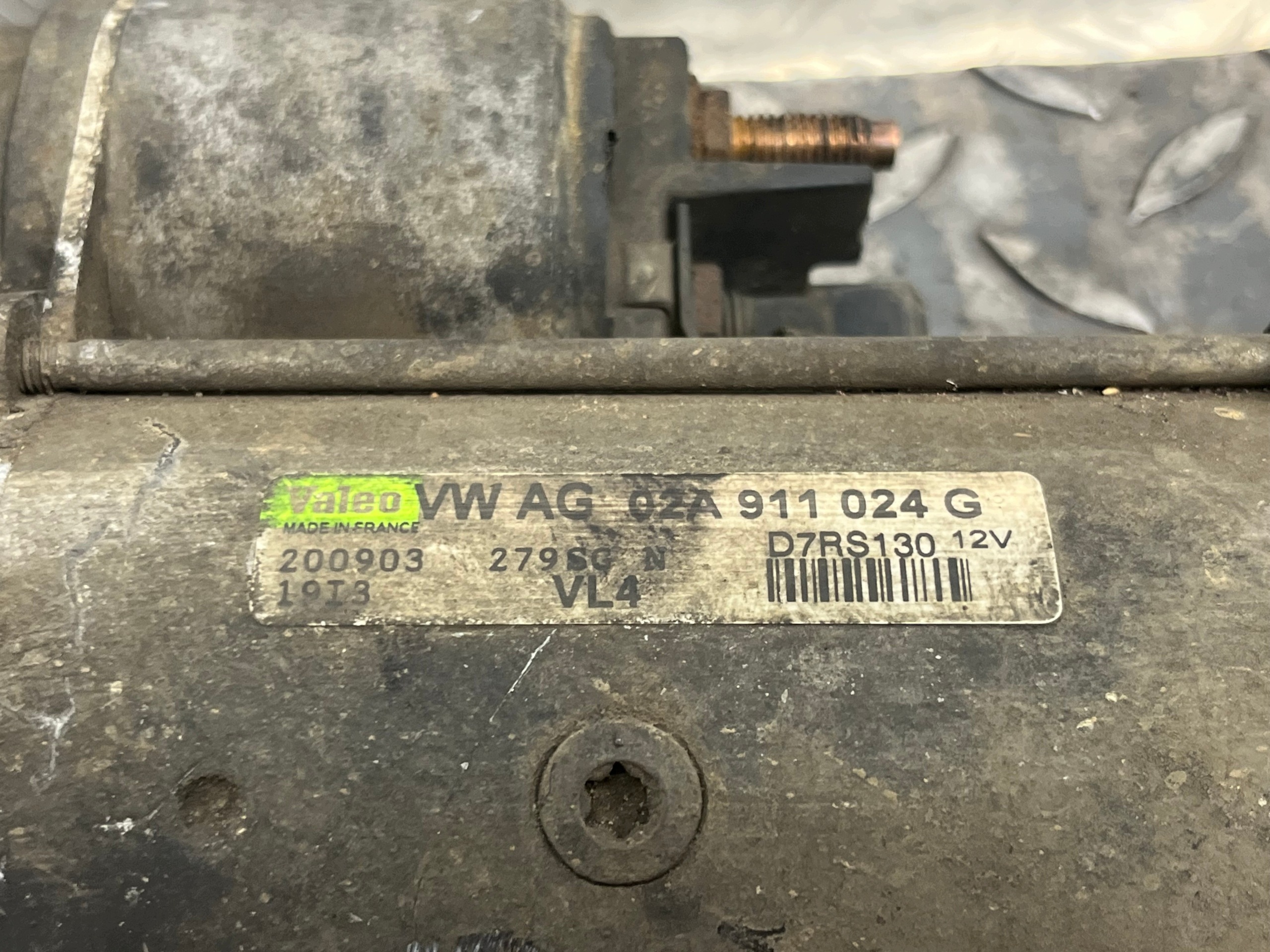 starter VOLKSWAGEN GOLF 4 02A911024G