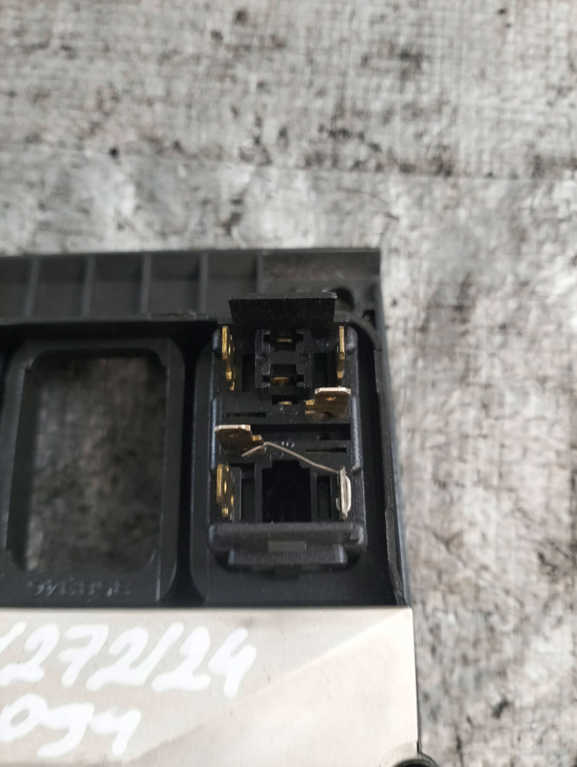 PANEL levers SCANIA 4 P94 BD4X2NA 2000r 1110904