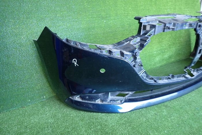 MAZDA 3 sedan 19- front bumper front