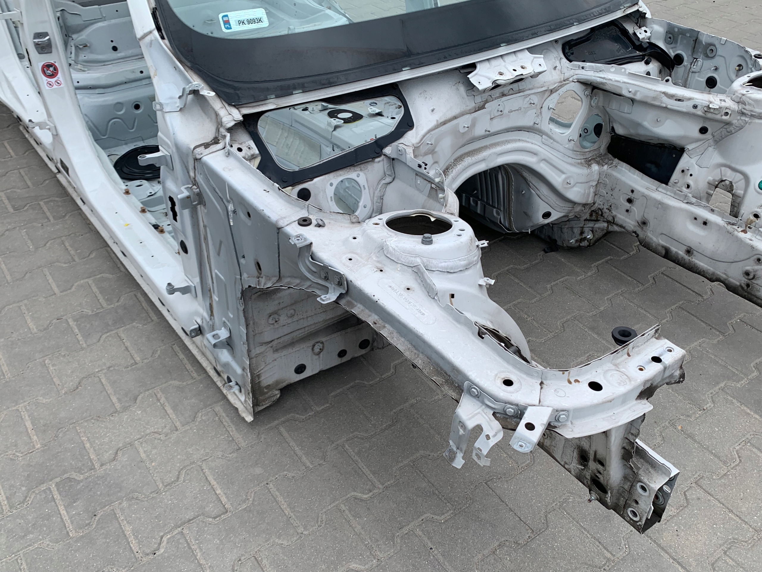 BMW 3 F30 F31 ĆWIARTKA PODŁUŻNICA PRAWA Producent części BMW OE