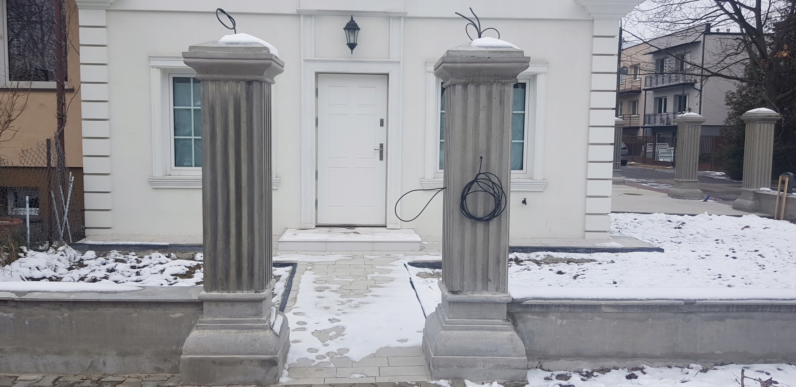 OGRODZENIA DWORKOWE,FREZOWANE,STYLOWE Marka Stylbet