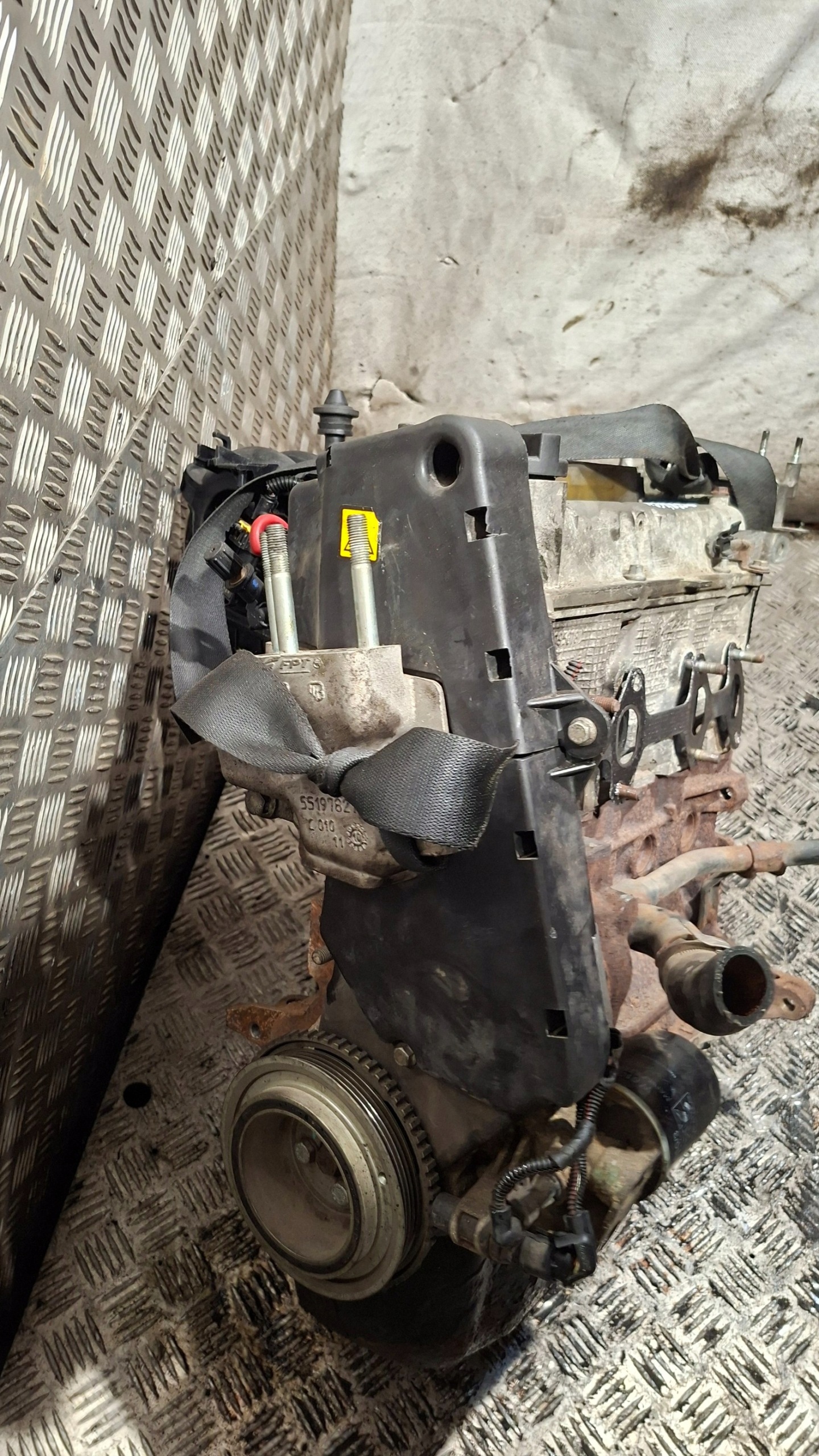 engine unprotected pillar FIAT PANDA II 1.2 169A4000