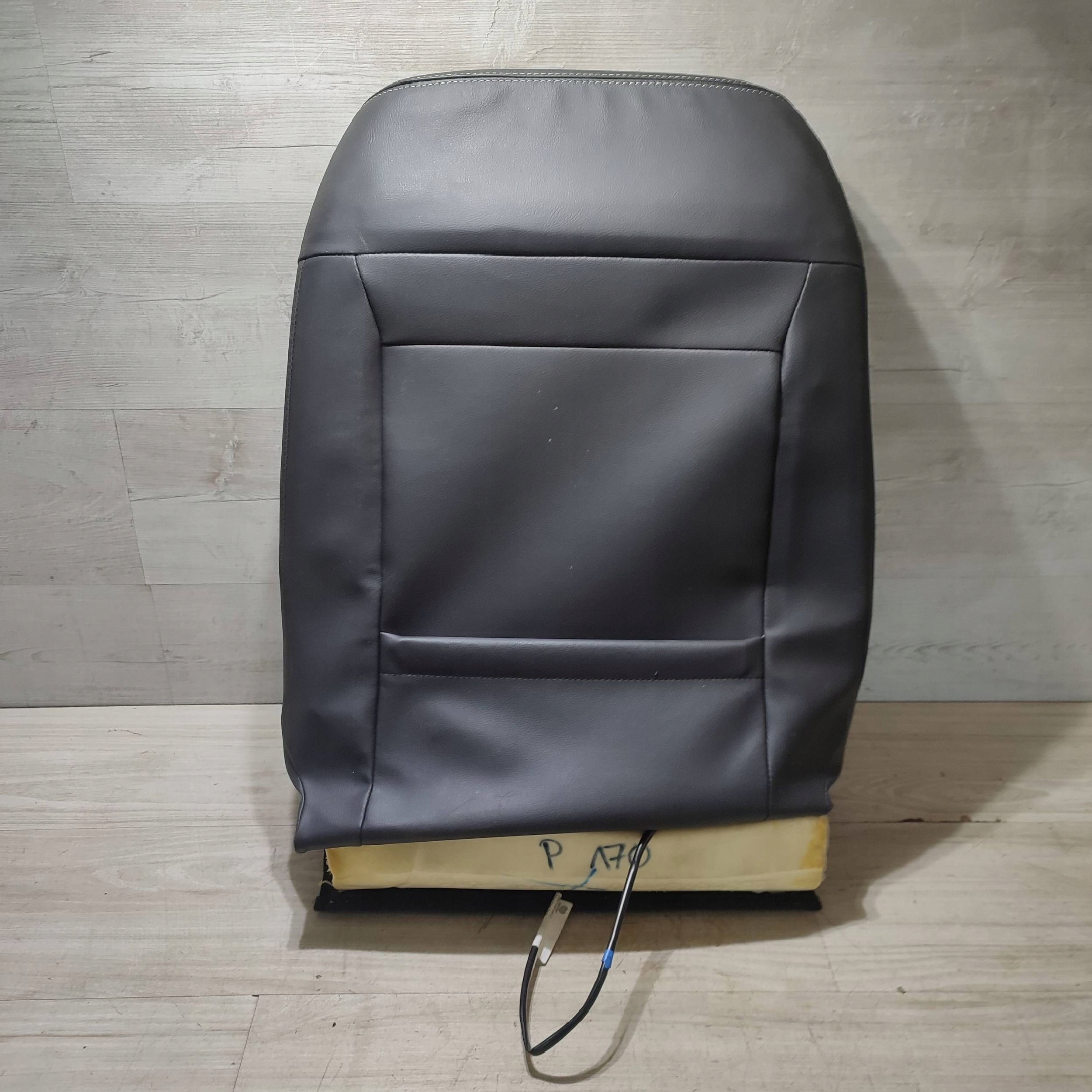 side oparcie seat front side right Suzuki Vitara (LY)
