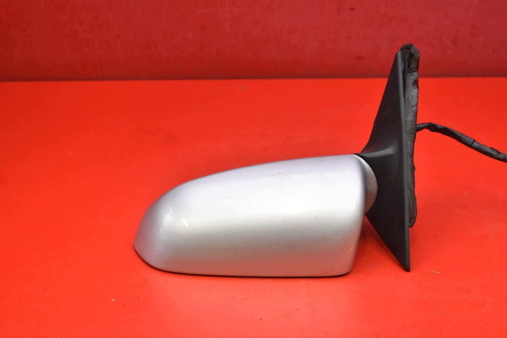 mirror left LY7W EU 015817 AUDI A3 8P 03-05 7 PIN