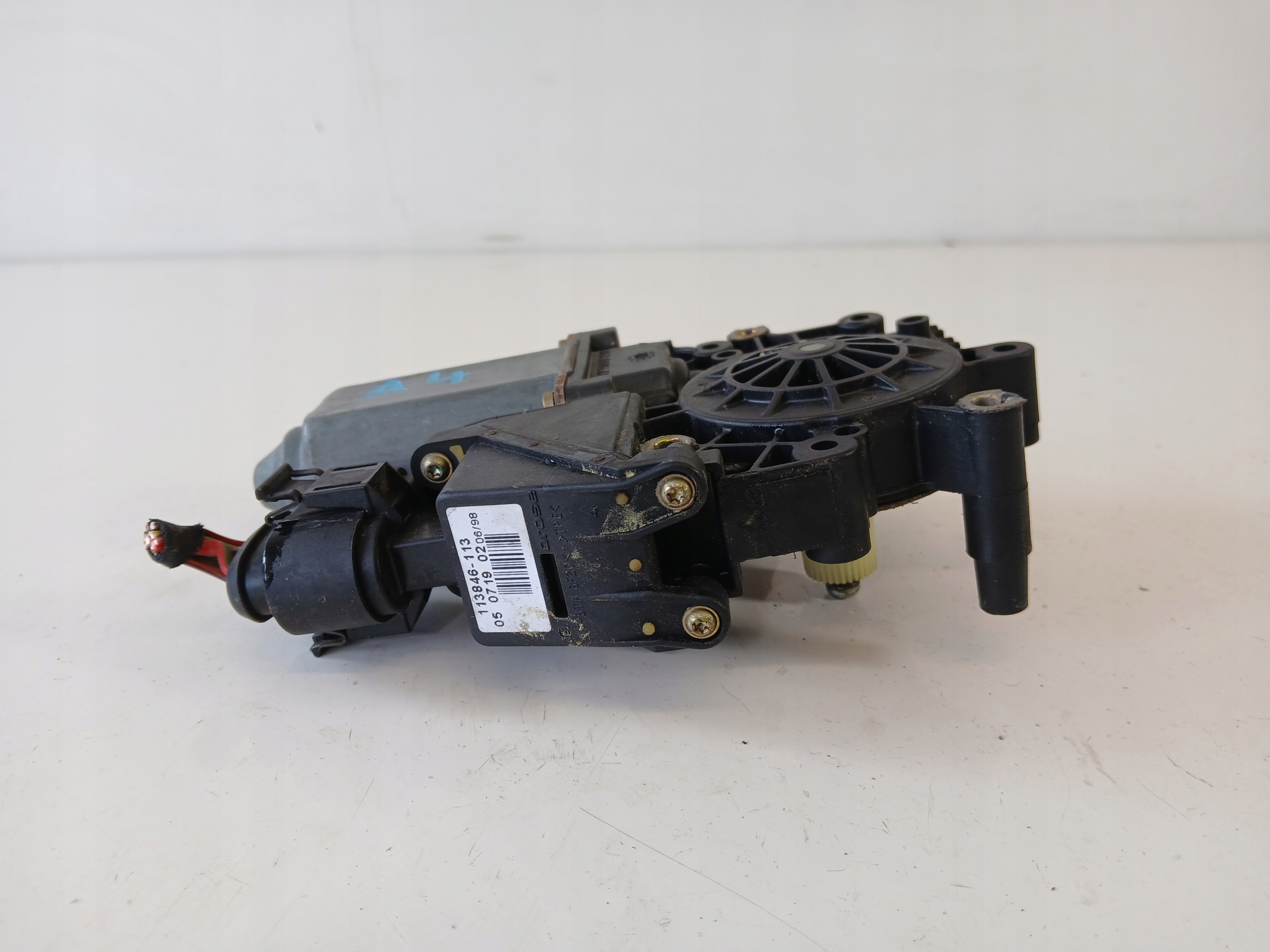 AUDI A4 B5 mini motor windows left front 114185-101