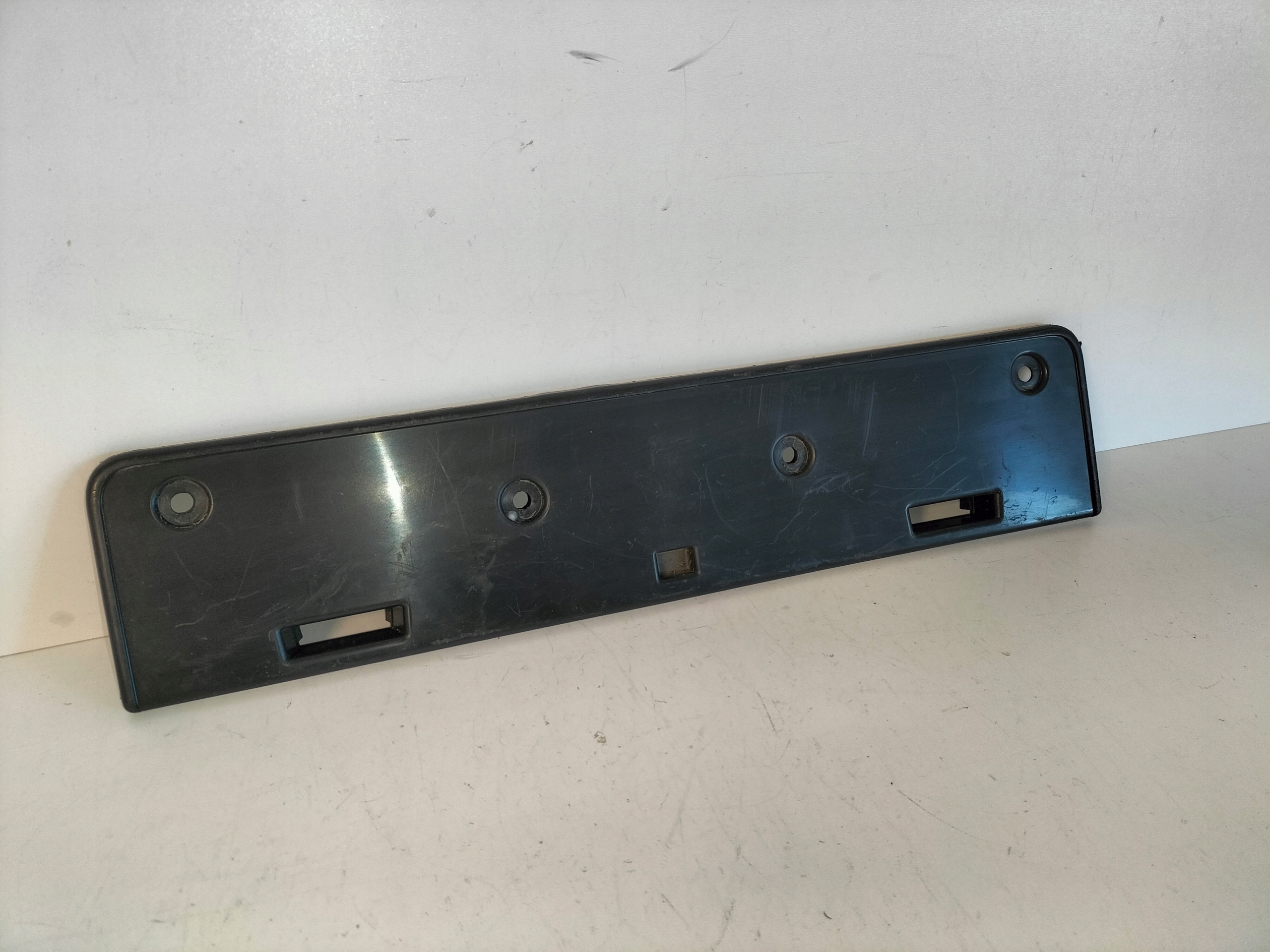 pad below tablice registration front VW TAIGO 21