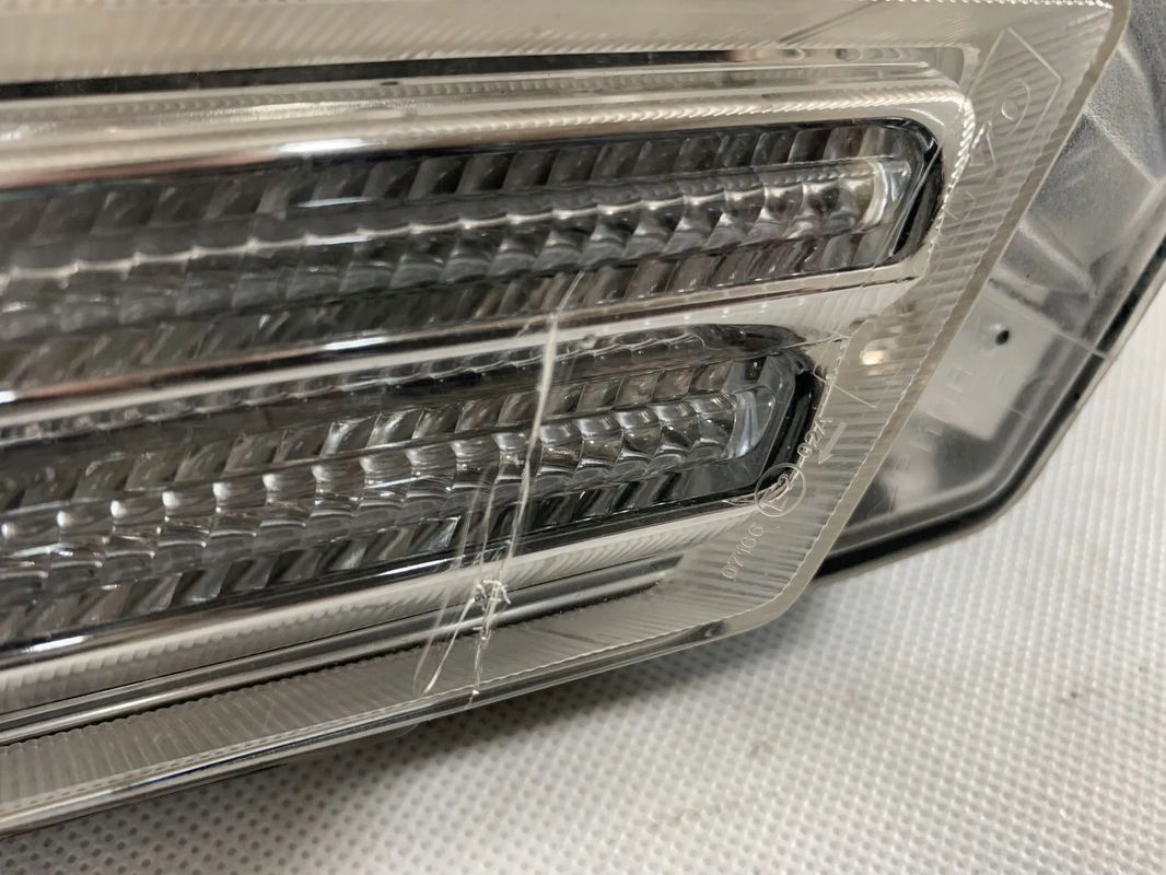 Volvo XC60 08-12r fog light right right light dzienne xc 60
