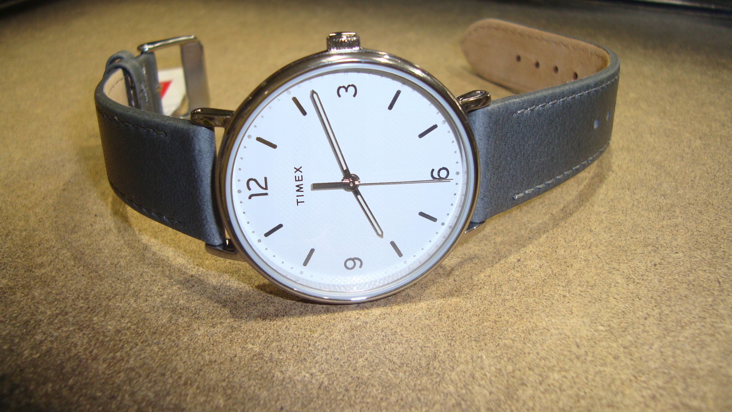 Zegarek TIMEX TW2U67500 Marka Timex