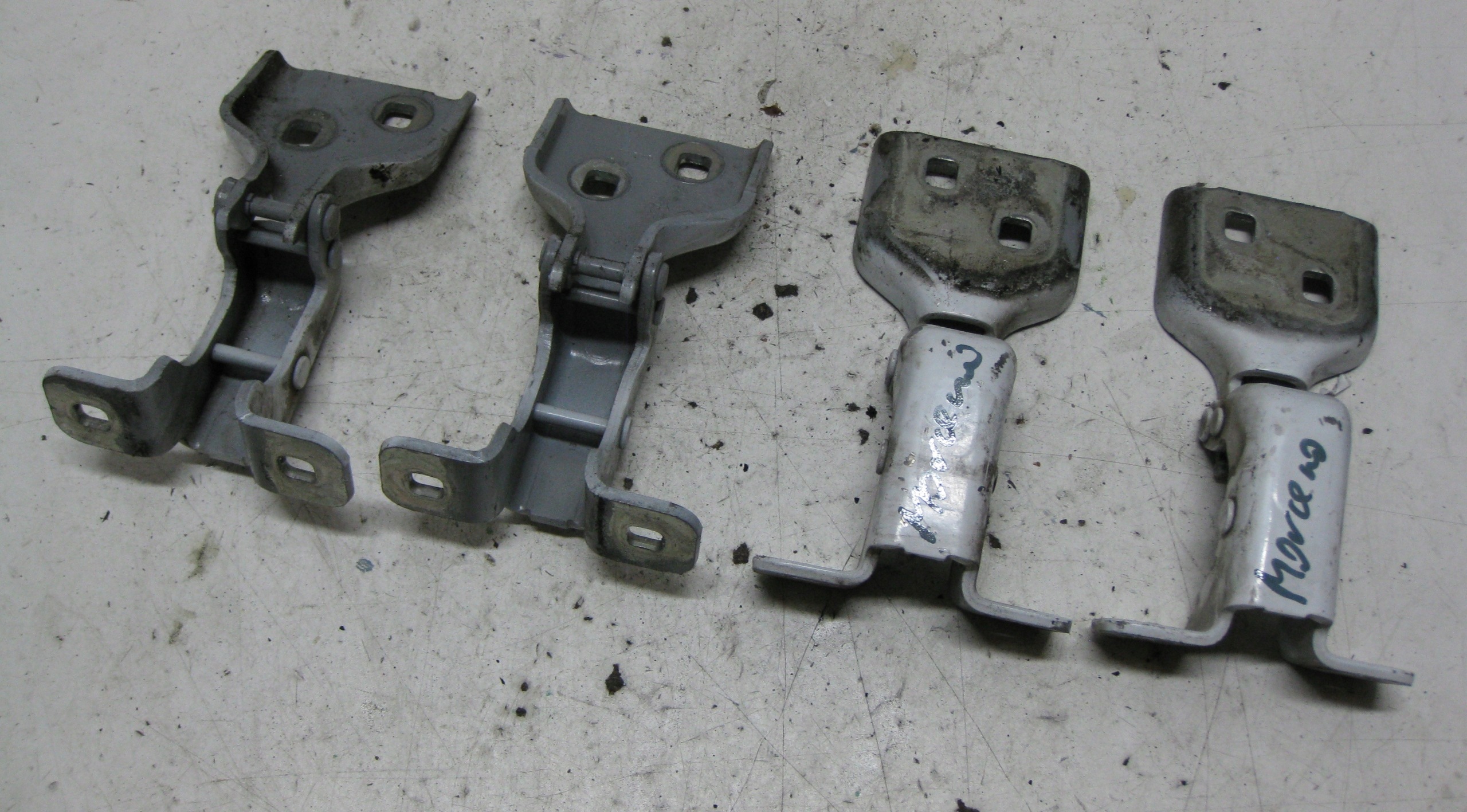 RENAULT MASTER III LIFT hinge door front left right 804000006R