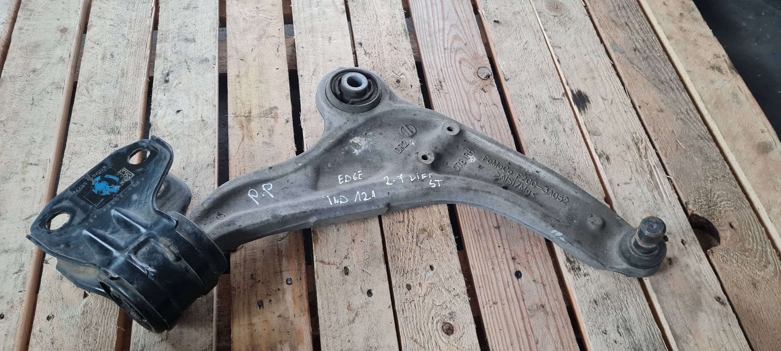 Ford Edge II 2020 ST LIFT arm right front front lower F2CC3A052