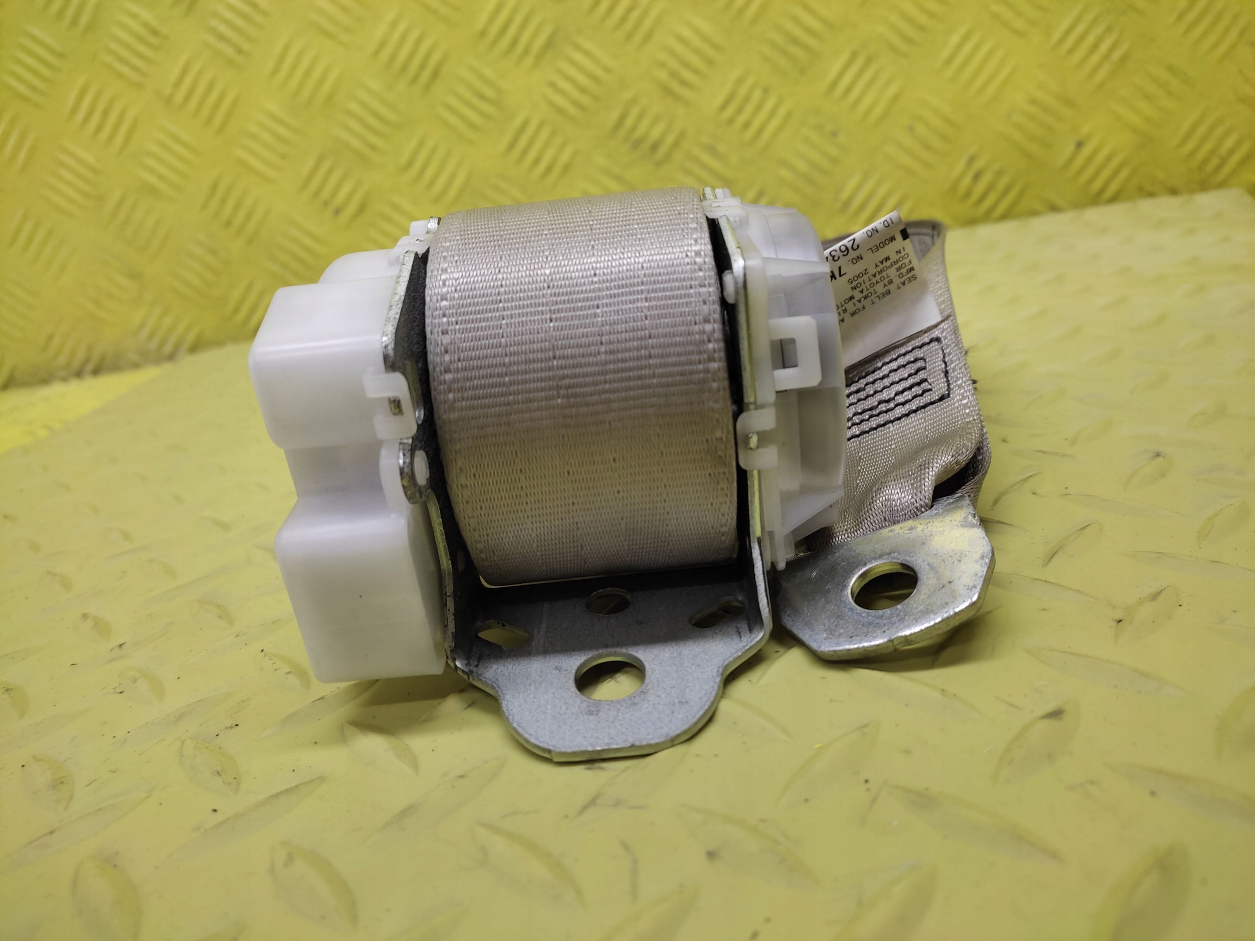 LEXUS RX300 Gurten Sicherheits links heck