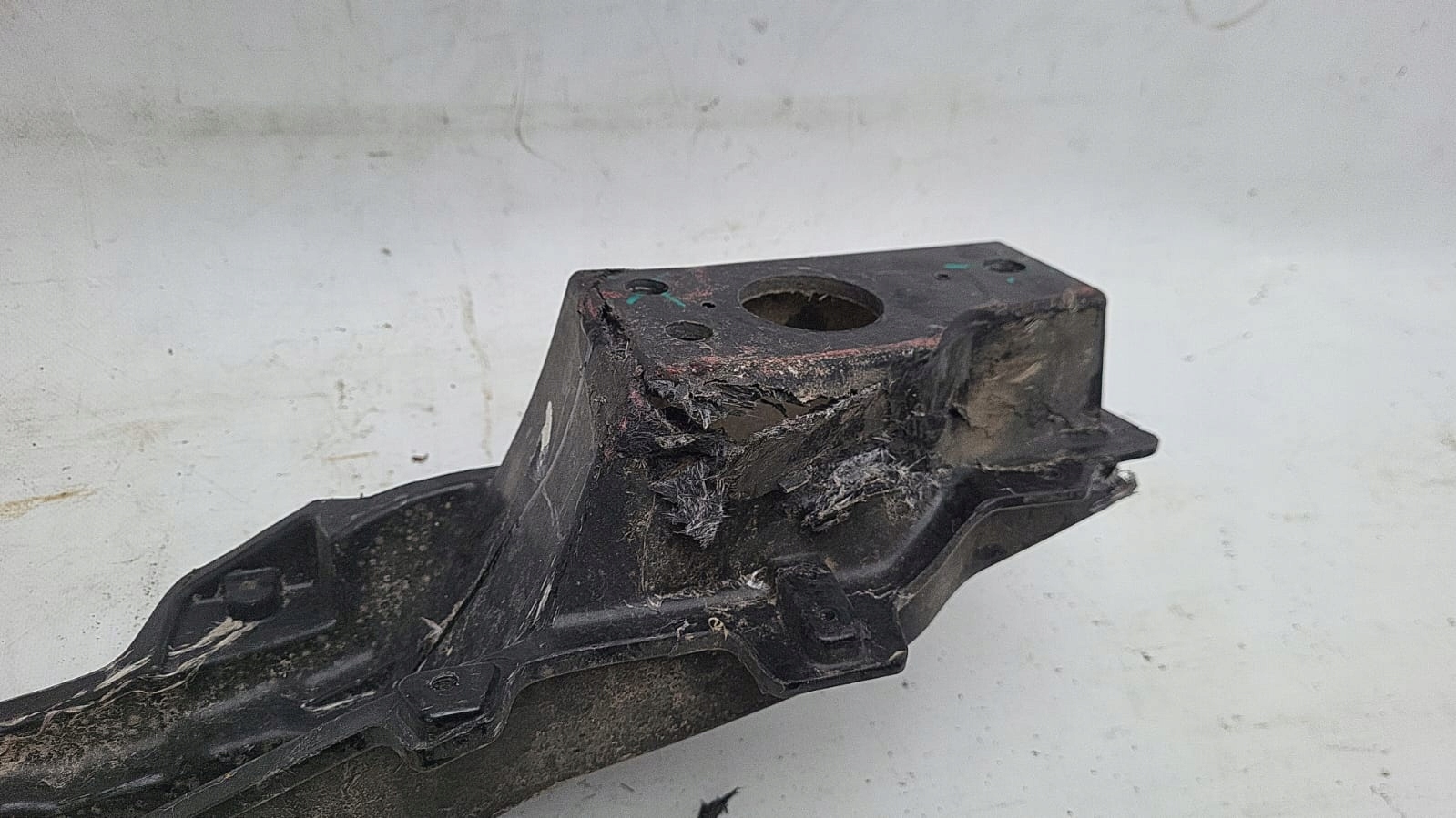 HYUNDAI I30 III FASTBACK 17- bumper support rear part rear 86631-S0700