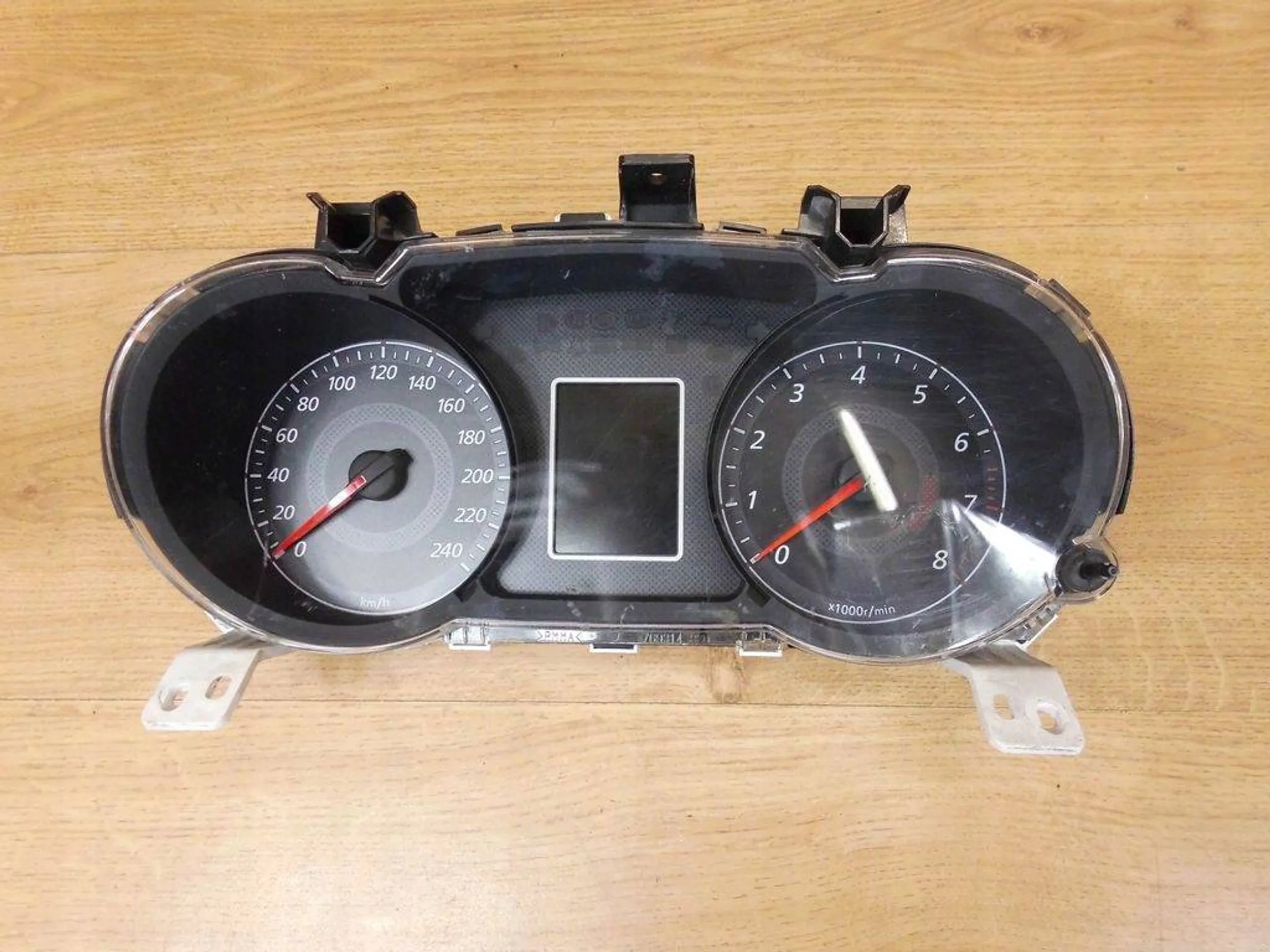 Mitsubishi Lancer X 1.5 1.8 dials EUROPA